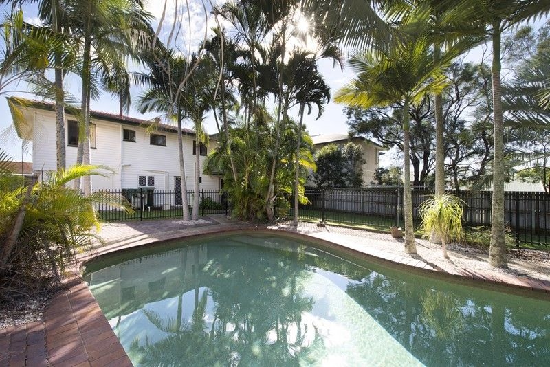 59 Dickenson Street, Carina, QLD 4152
