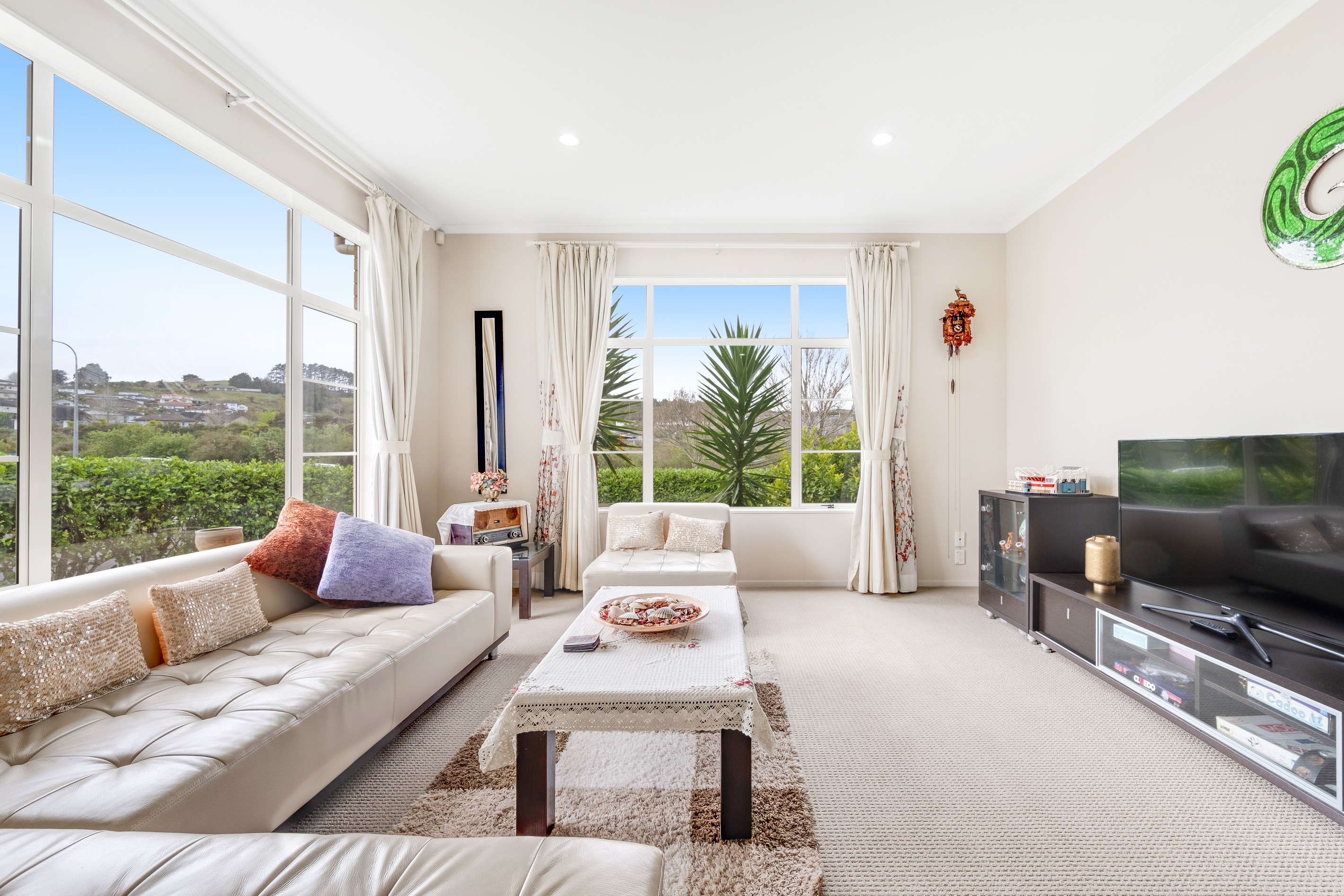 8 Mission Heights Drive, Flat Bush, Manukau City