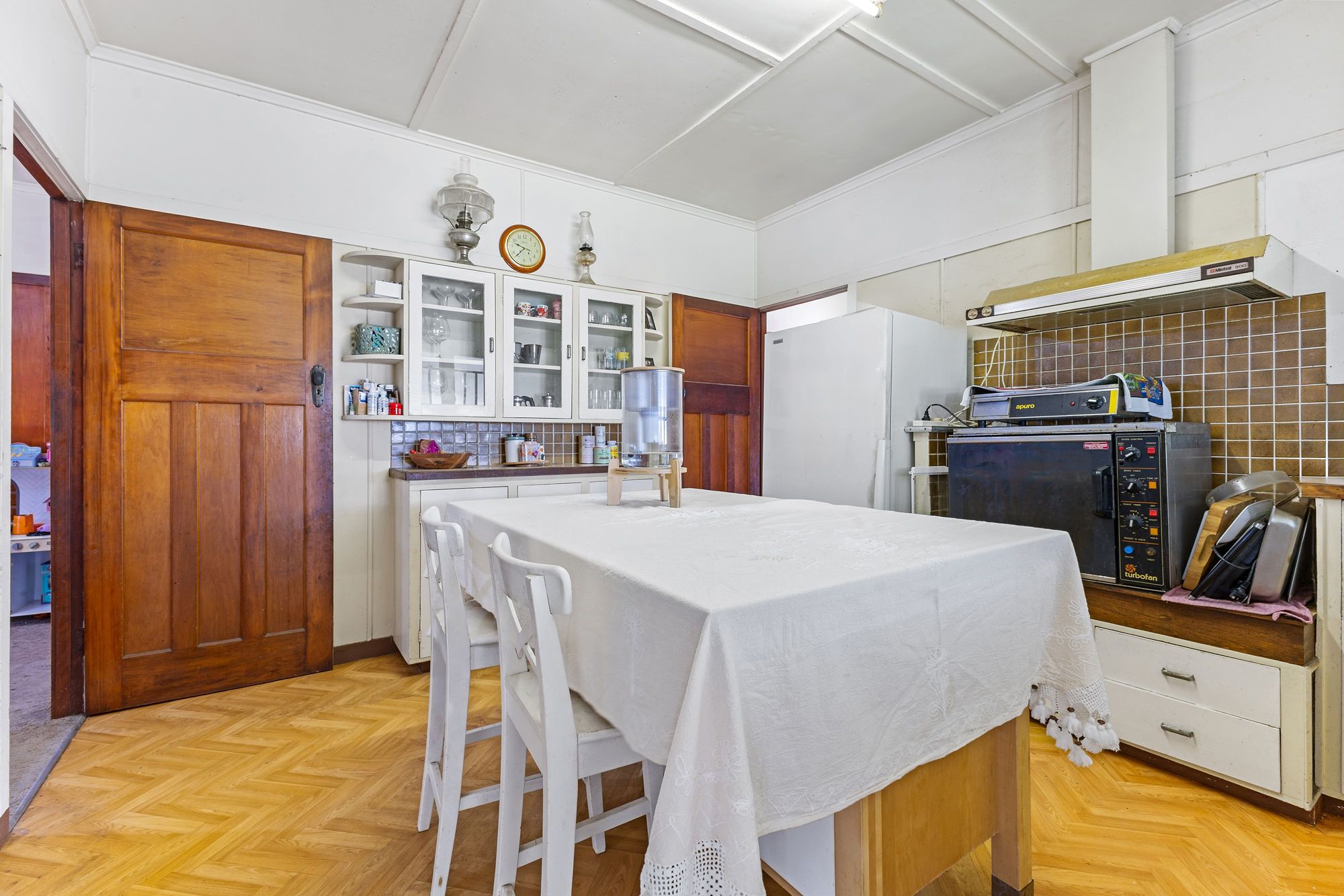 40 Belvedere Street — photo 8 of 12