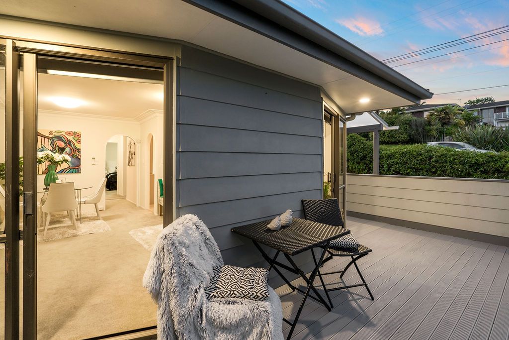 1 Rewi Street, Torbay, North Shore City
