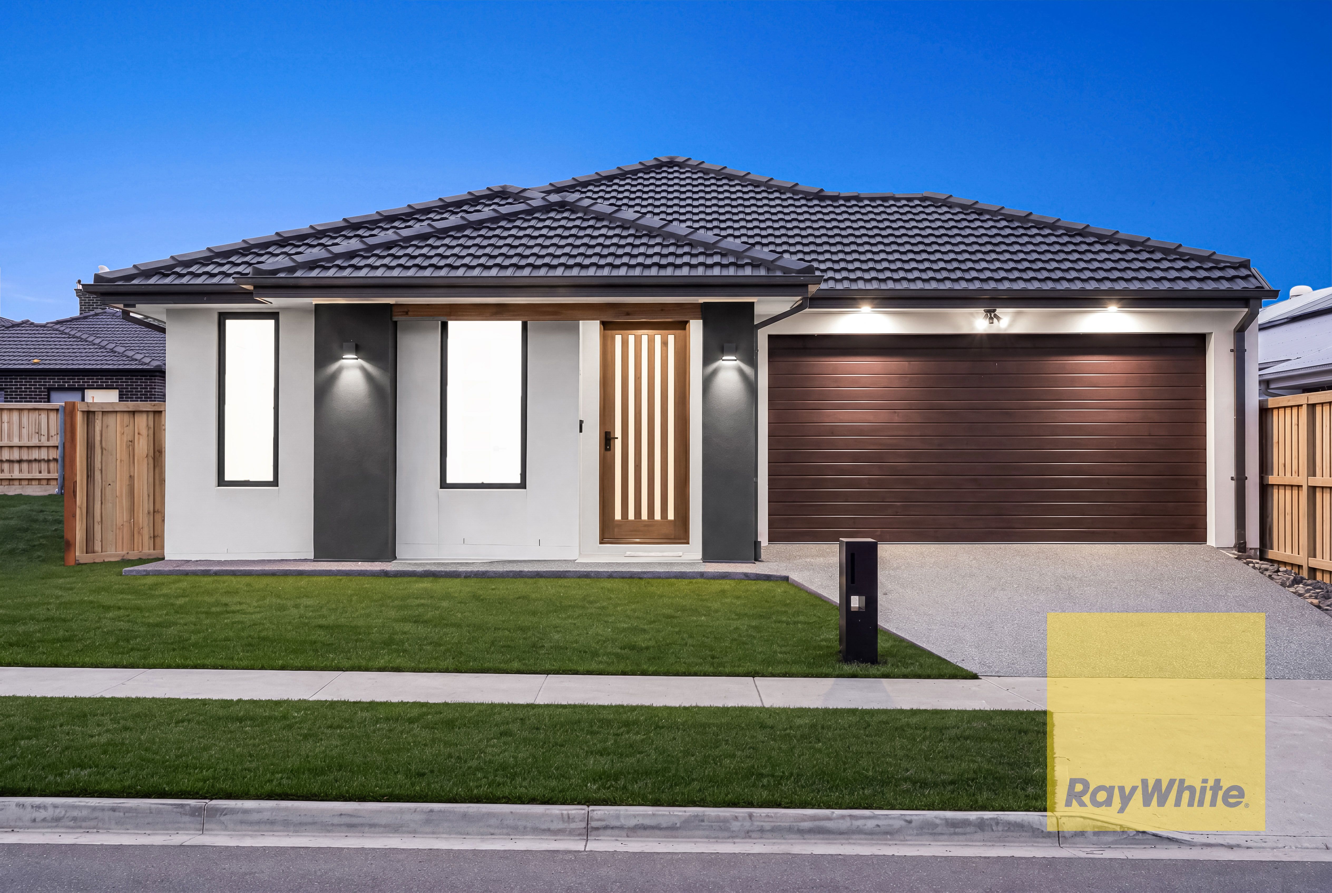 18 Cheddar Street, Donnybrook, VIC 3064
