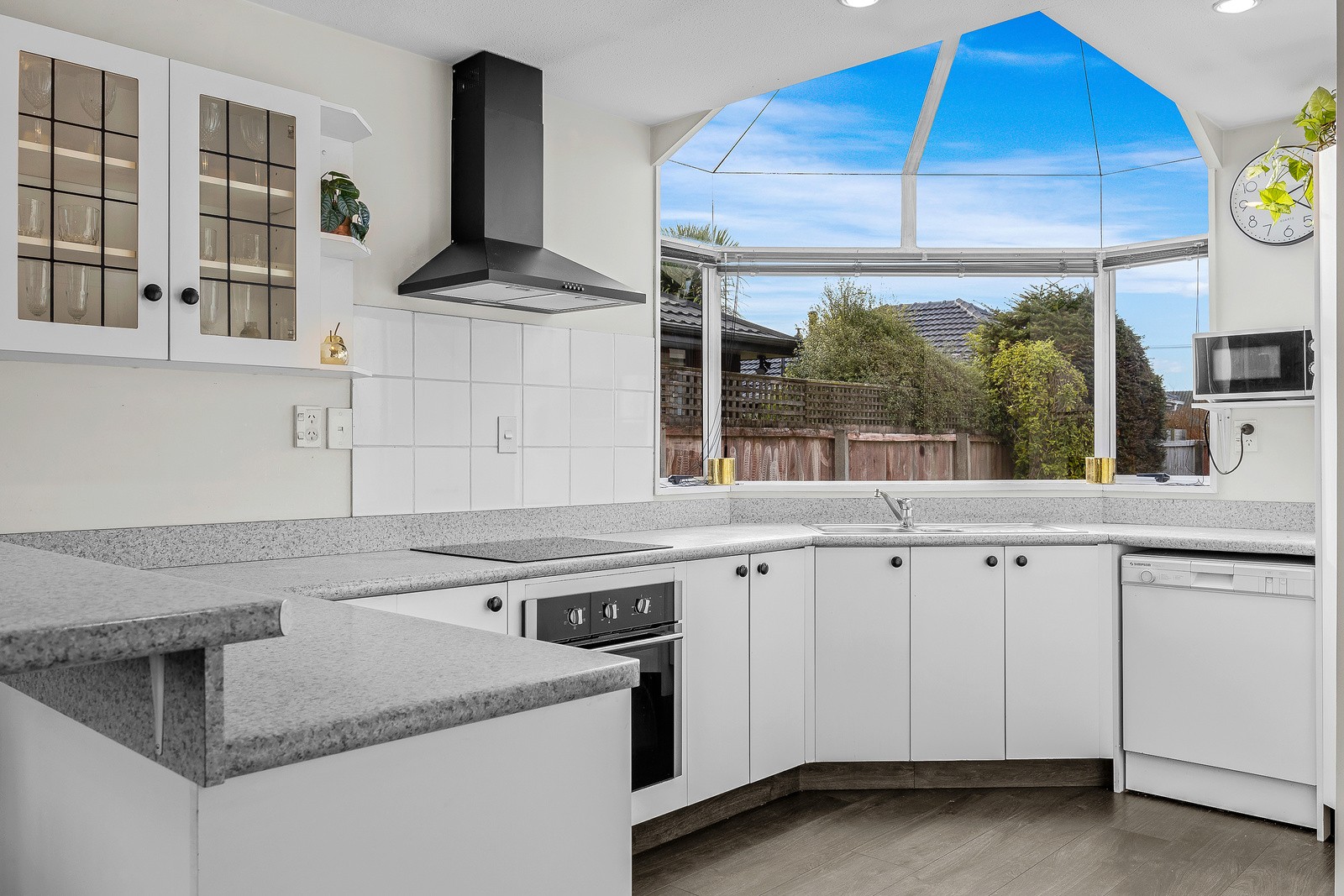 2/137 Sawyers Arms Road, Northcote, Christchurch City
