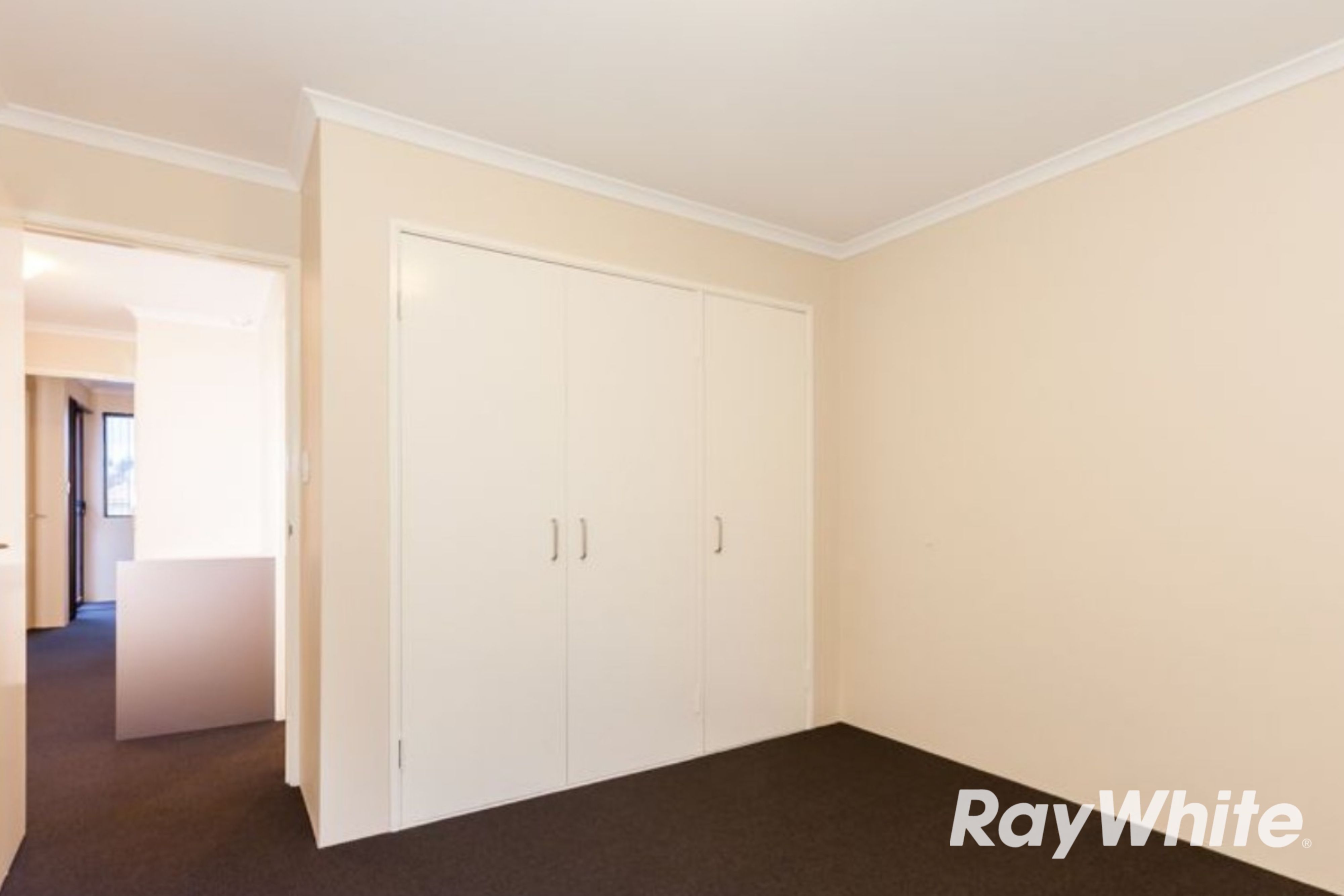 41/1 Mariners Cove Drive — photo 7 of 11