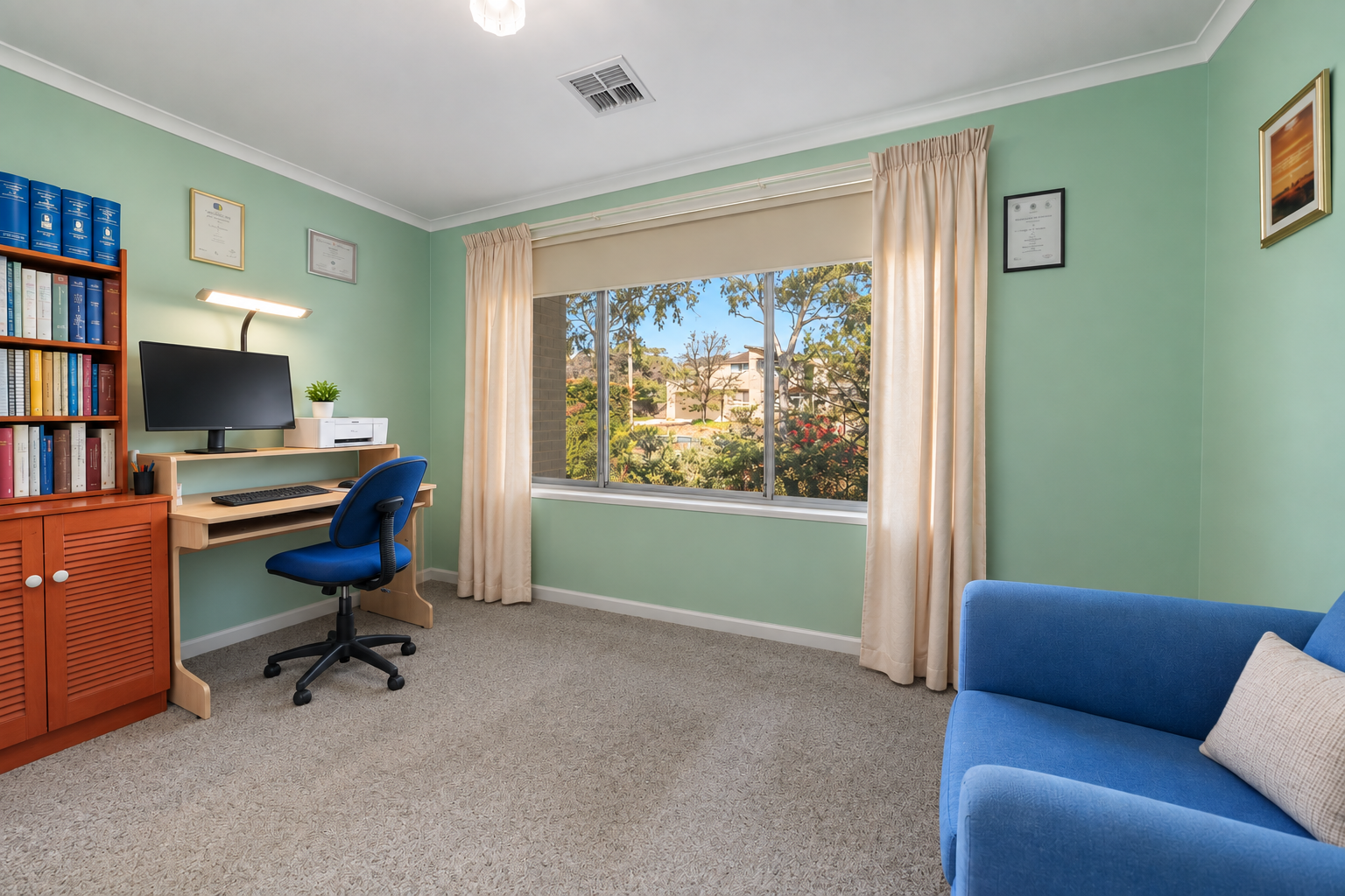 22 Dixon Drive — photo 10 of 19