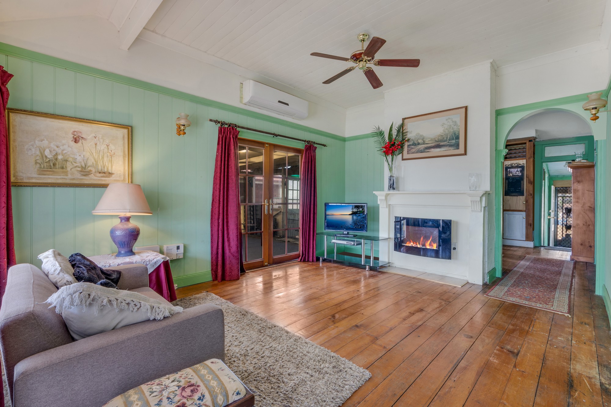 Campbelltown, NSW 2560