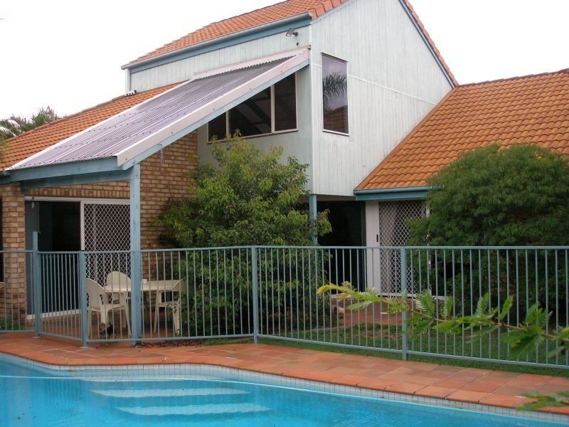 8 Sommerville Place, Chermside West, QLD 4032