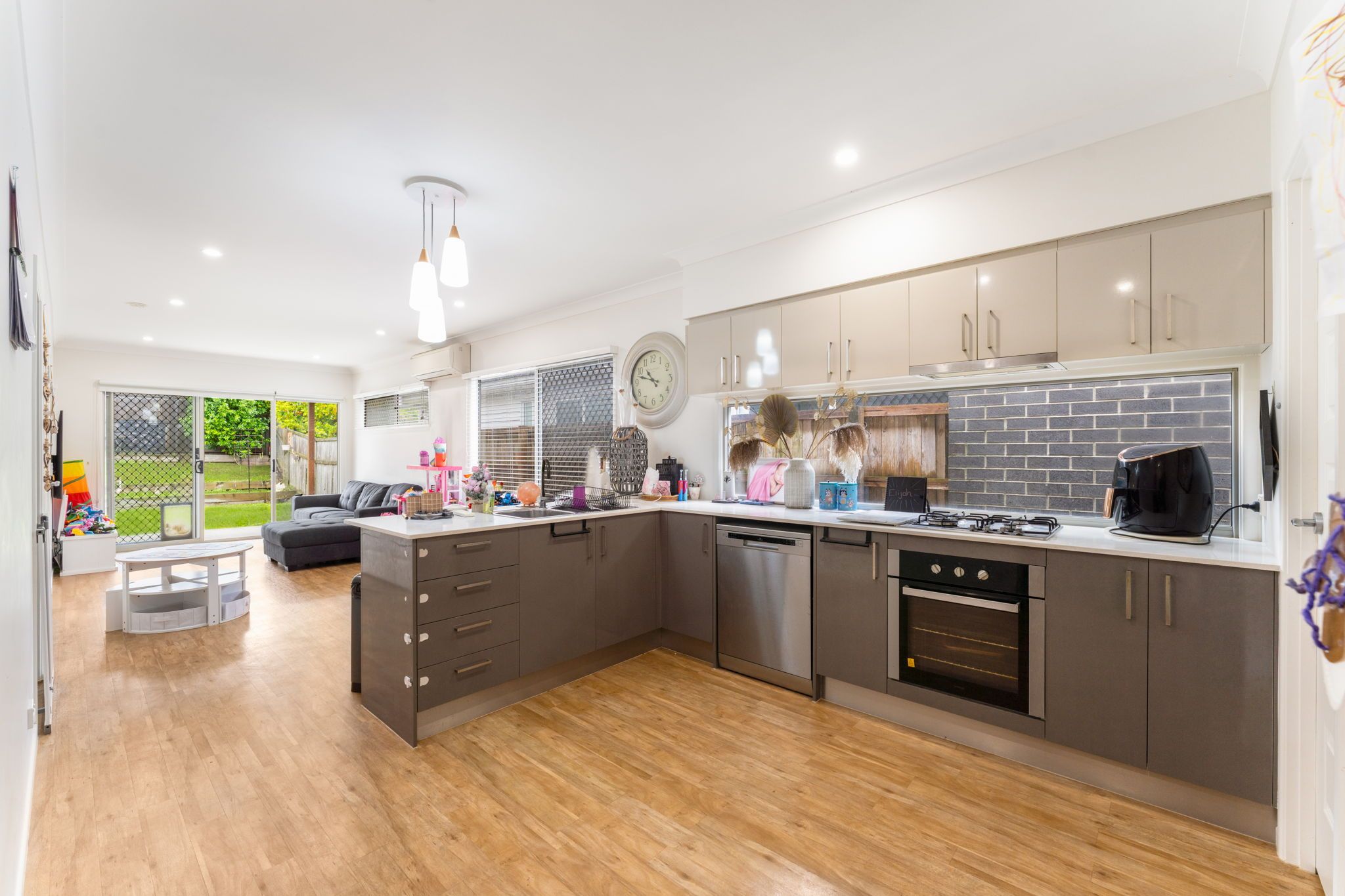 33 Derwent Close, Holmview, QLD 4207