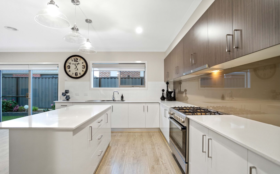 17 Clifton Circuit, Tarneit, VIC 3029