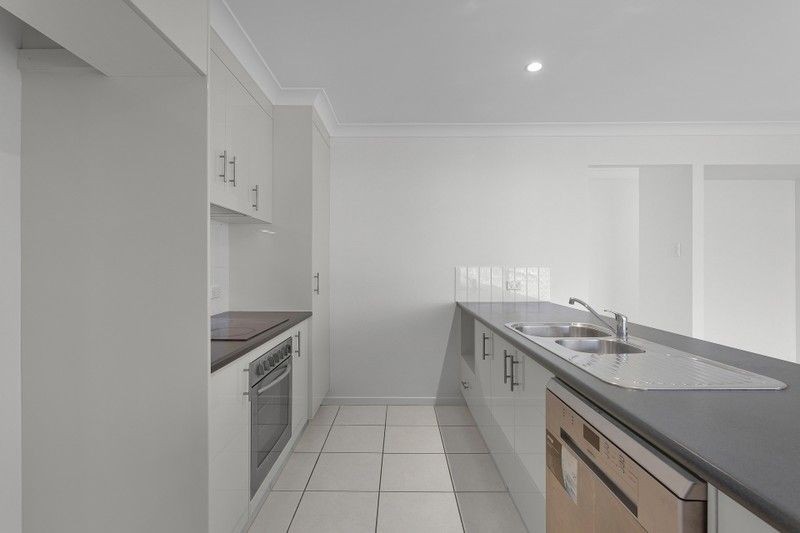 1 Rush Court, Bundamba, QLD 4304