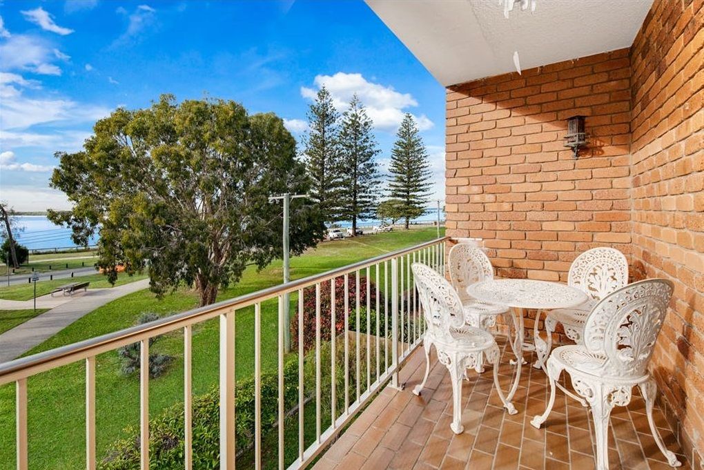 Unit 4/17 Landsborough Parade, Golden Beach, QLD 4551 Sold Unit Ray