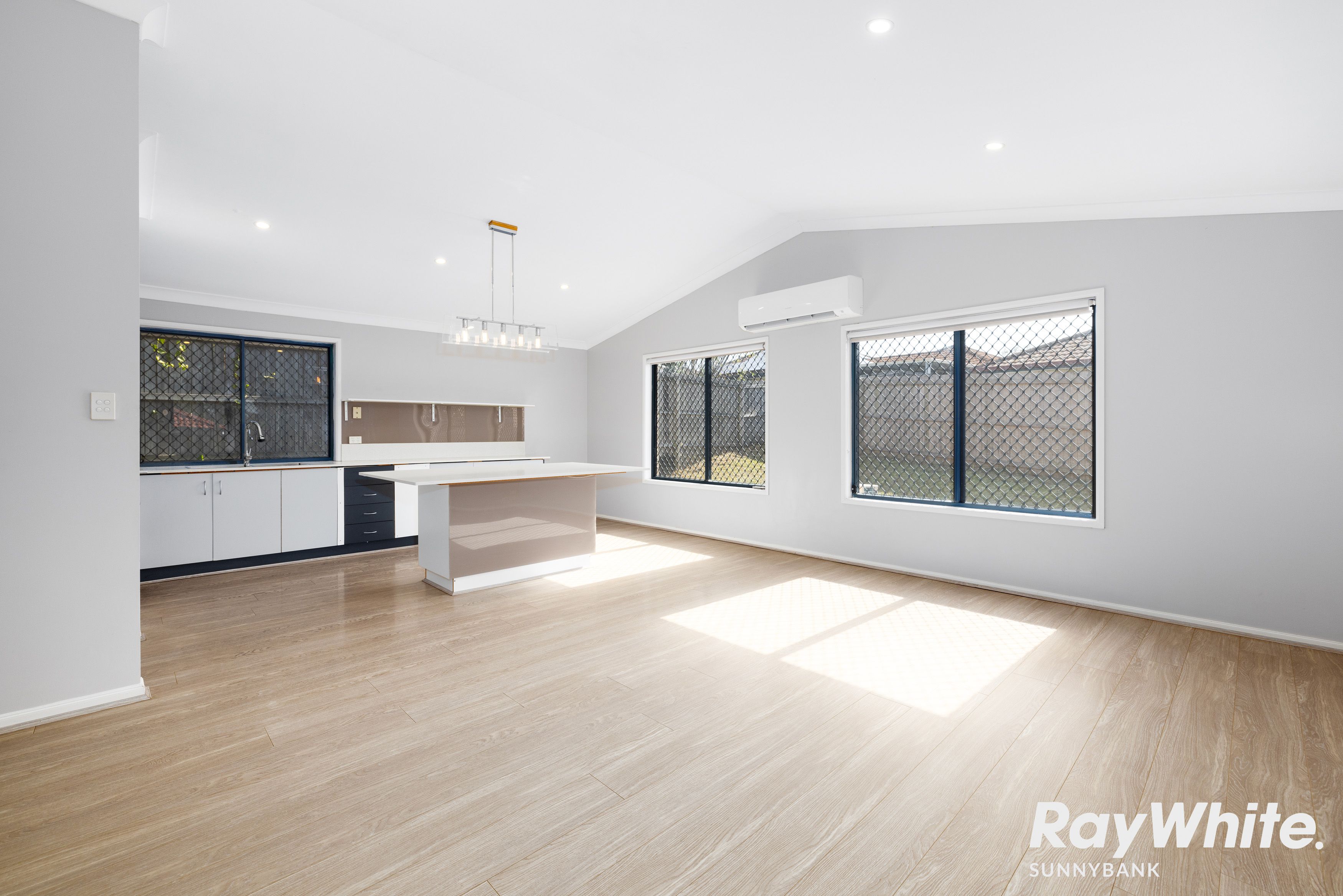 7 Green Place, Durack, QLD 4077