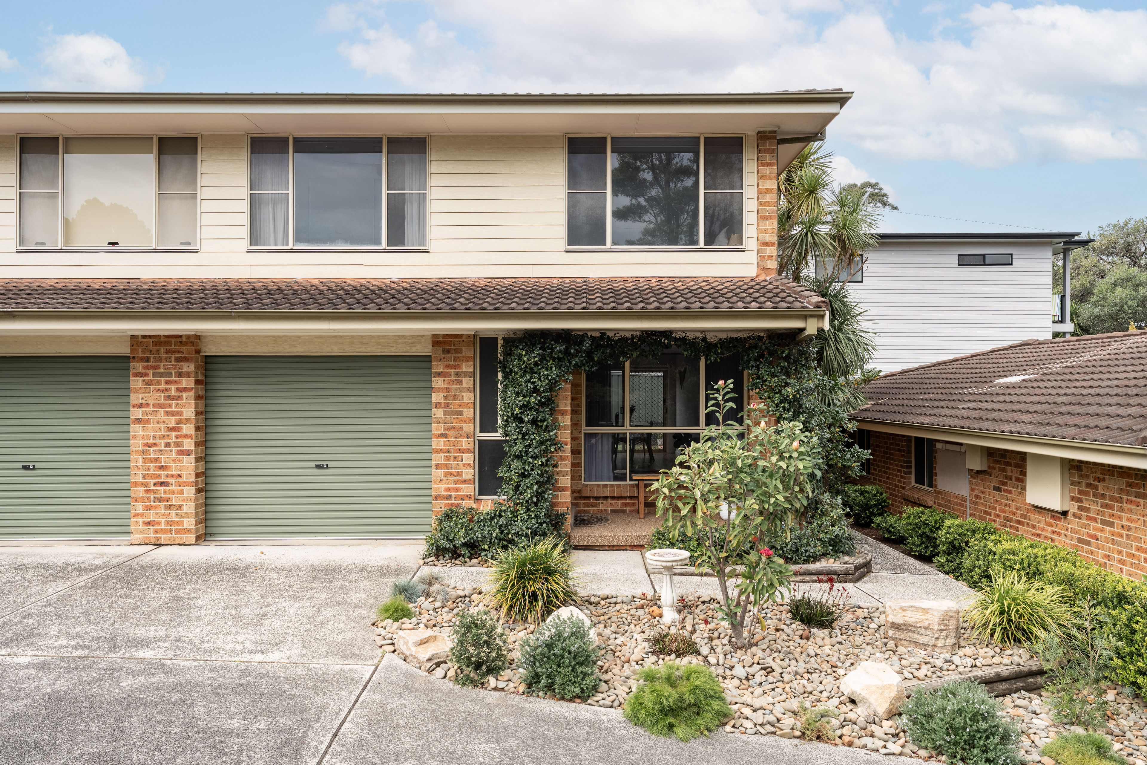 6/60 Russell Street — photo from Ray White Thirroul