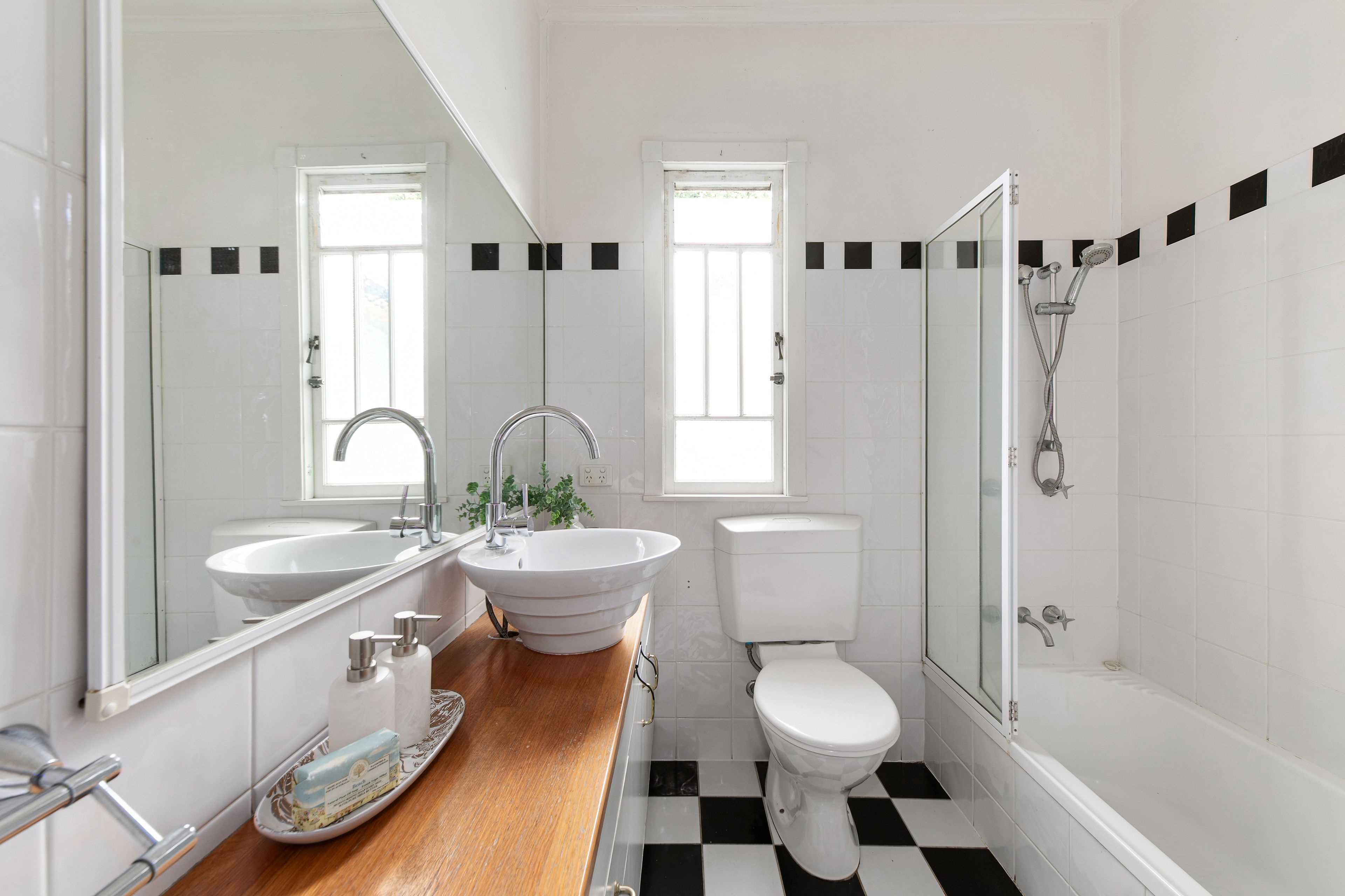 3 Dunstan Street — photo 10 of 21