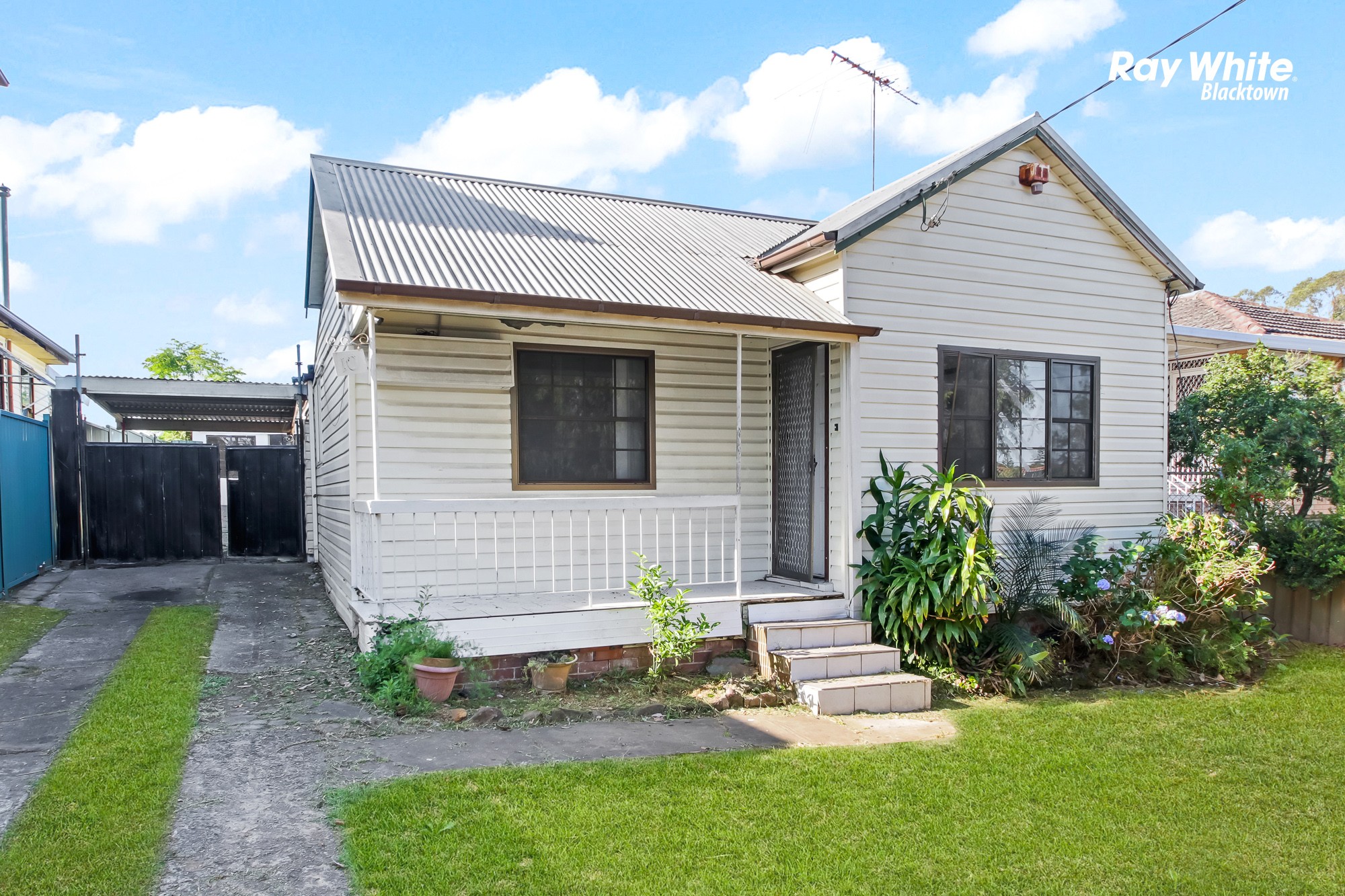 10 CURTIS Road, Chester Hill, NSW 2162