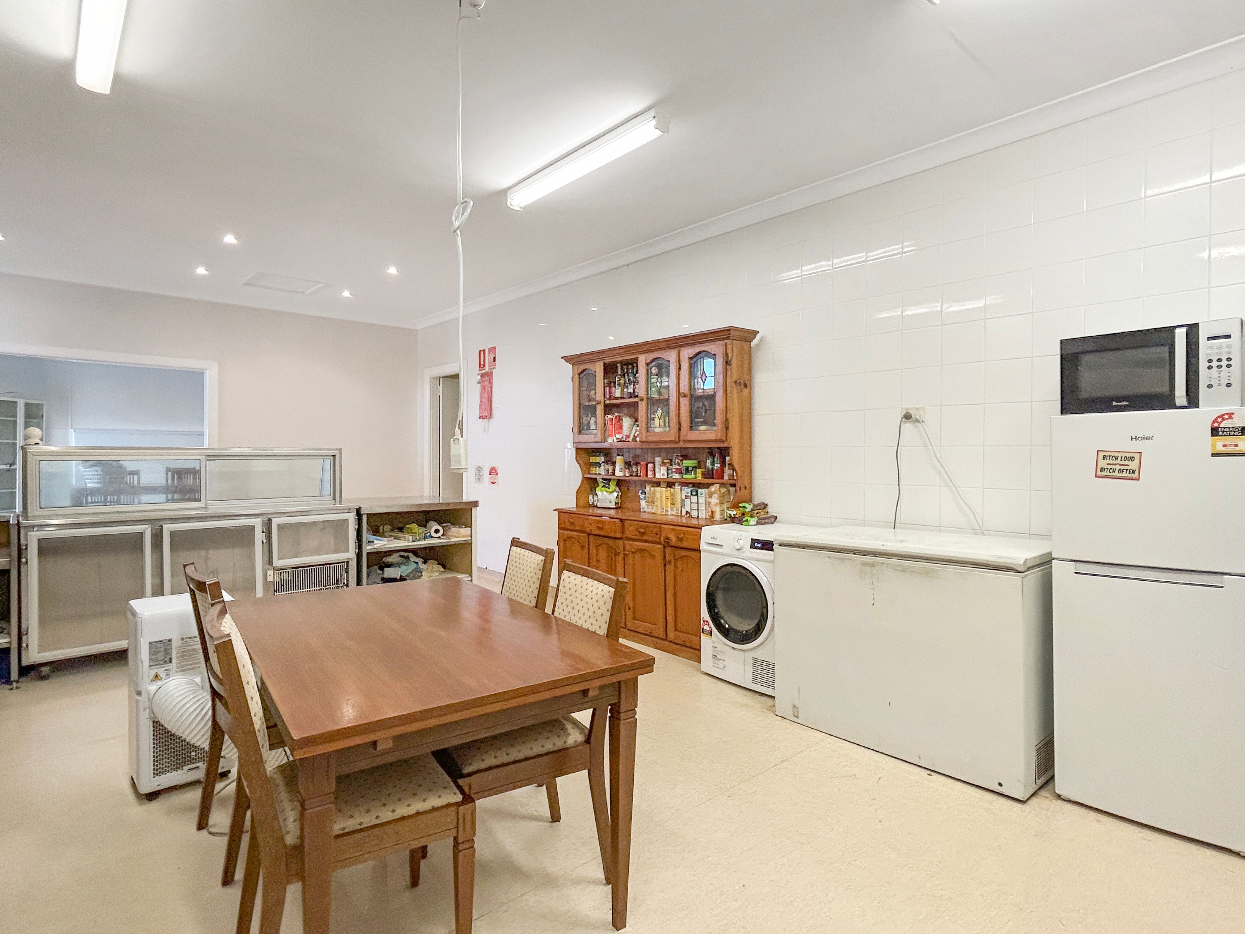 12 Sandilands Street — photo 8 of 14