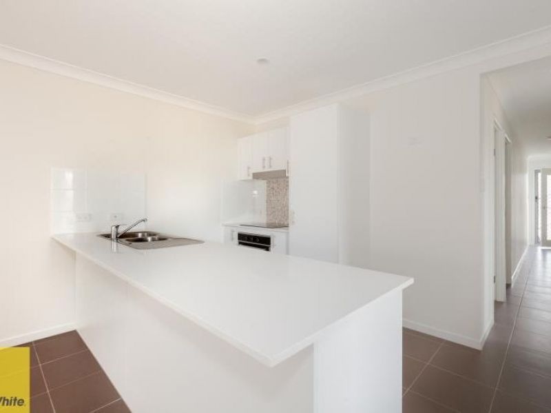 4A Narella Street, Collingwood Park, QLD 4301