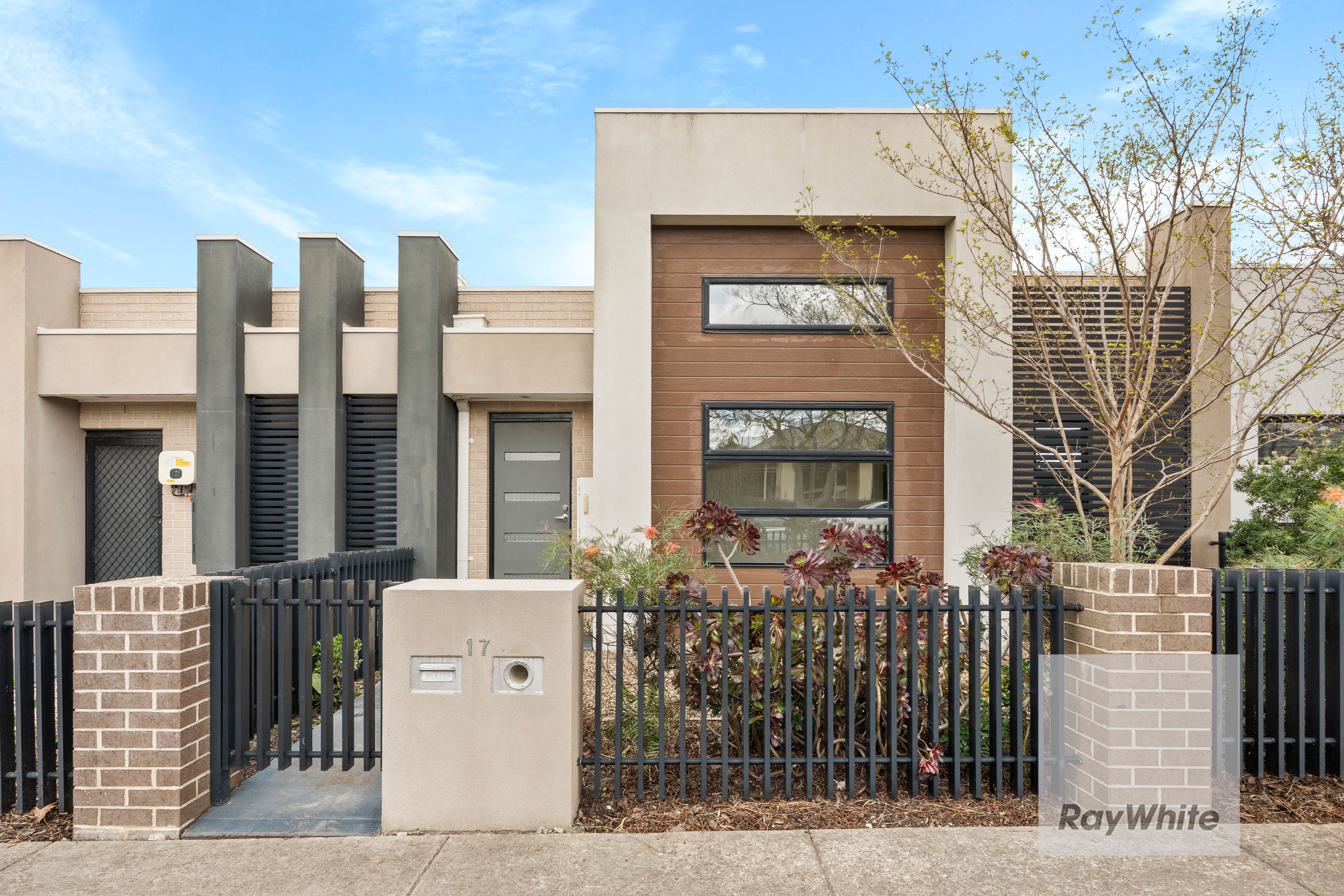 17 Pontoon Street — photo from Ray White Bundoora