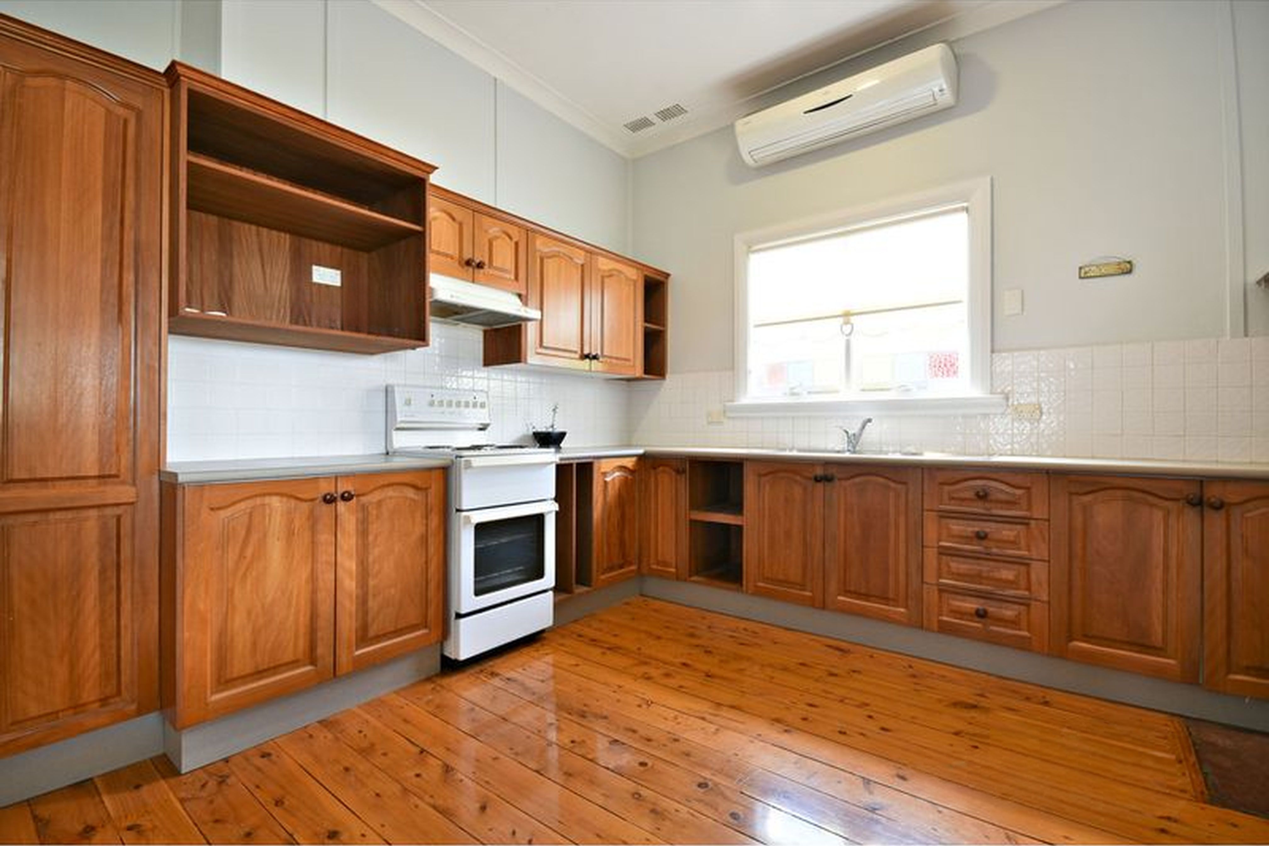 21 Macleay Street — photo 5 of 15
