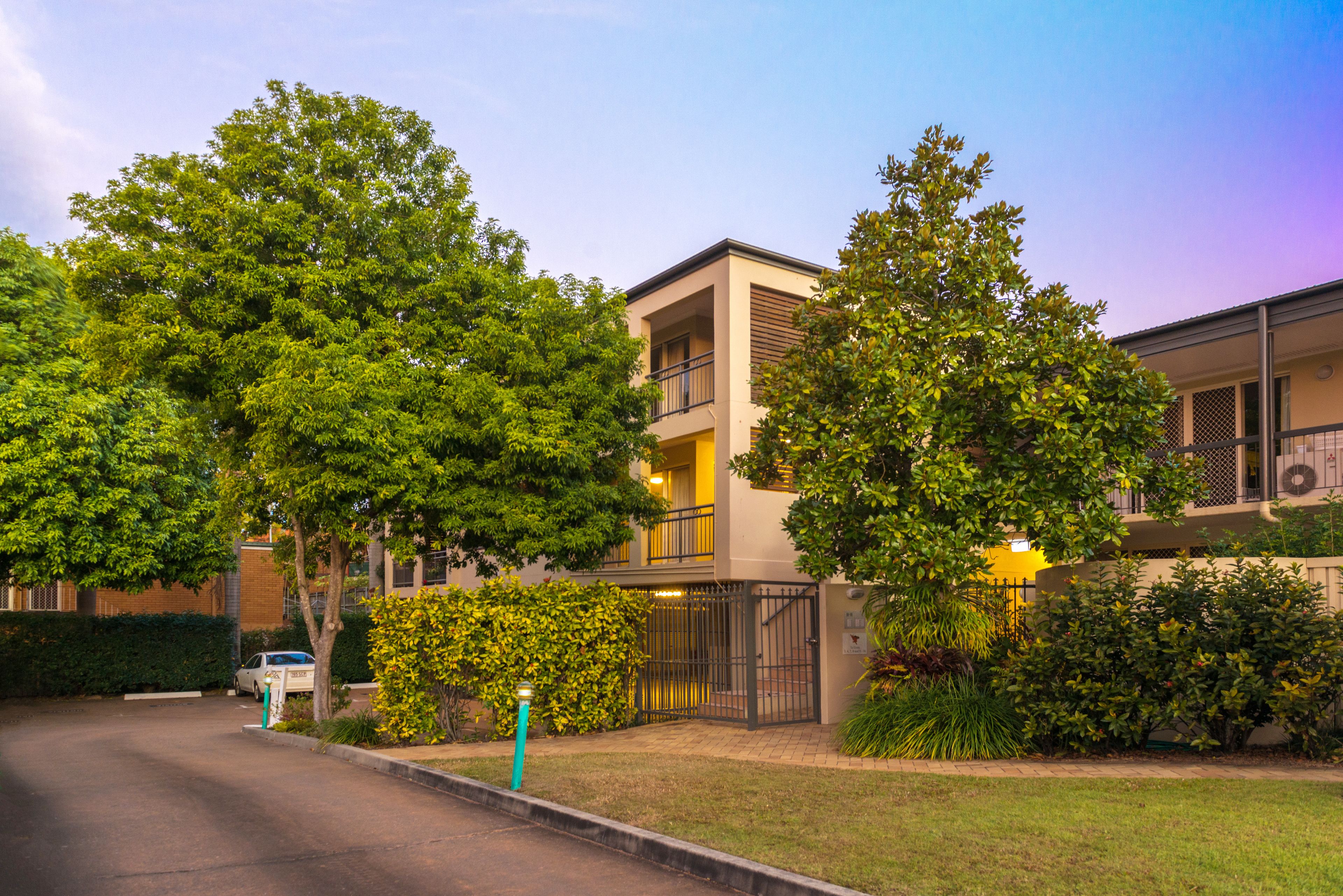 17 Mitchell Street, Kedron QLD 4031