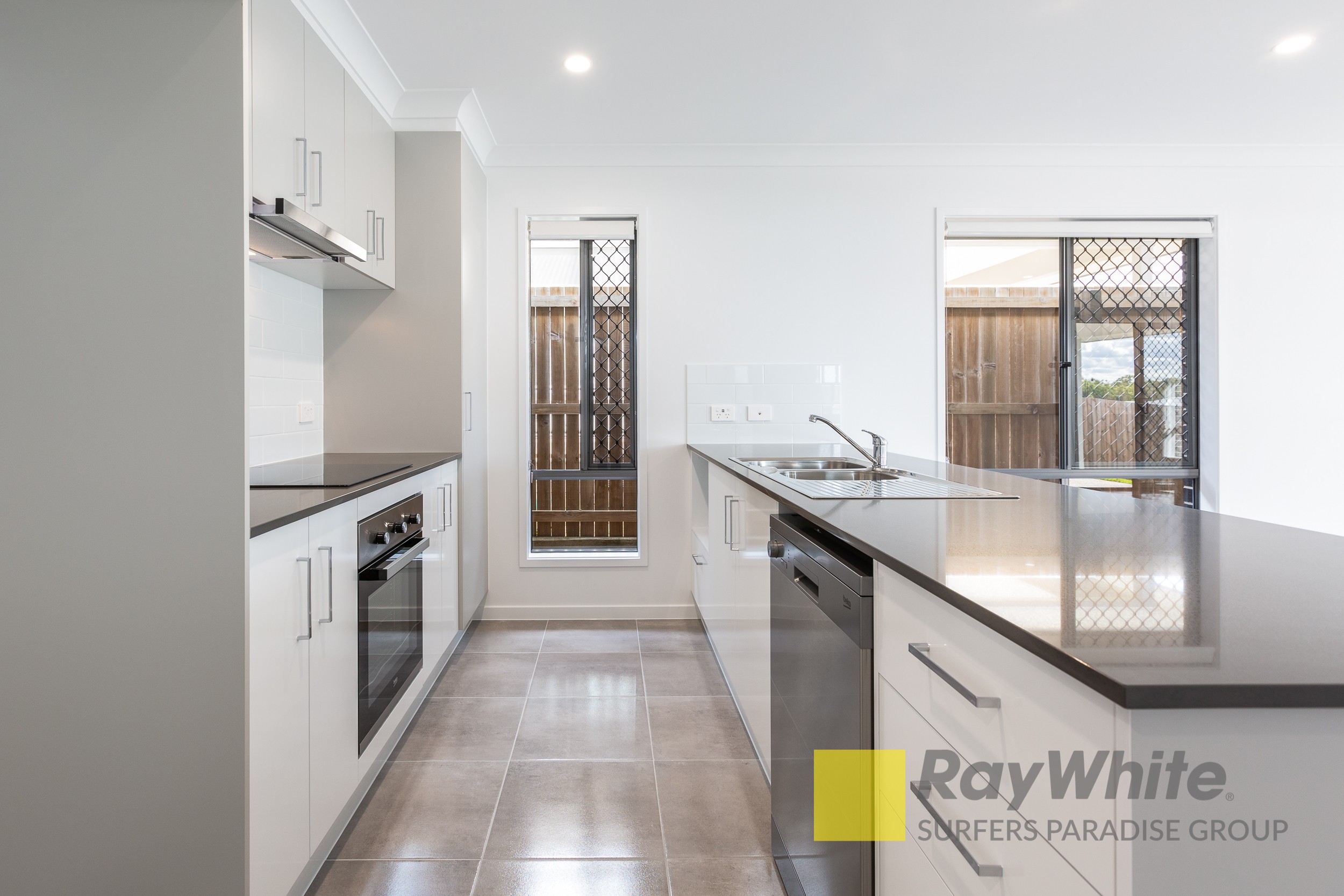 28 Covella Boulevard, Greenbank, QLD 4124