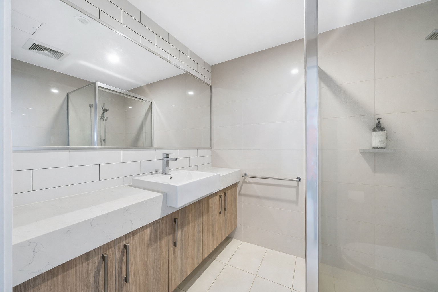 701/1 York Street — photo 7 of 10