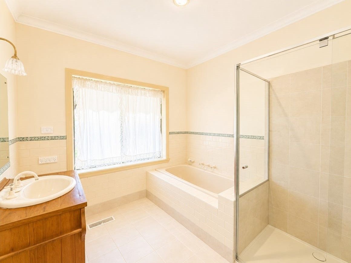 4 Lanaghan Street — photo 11 of 14