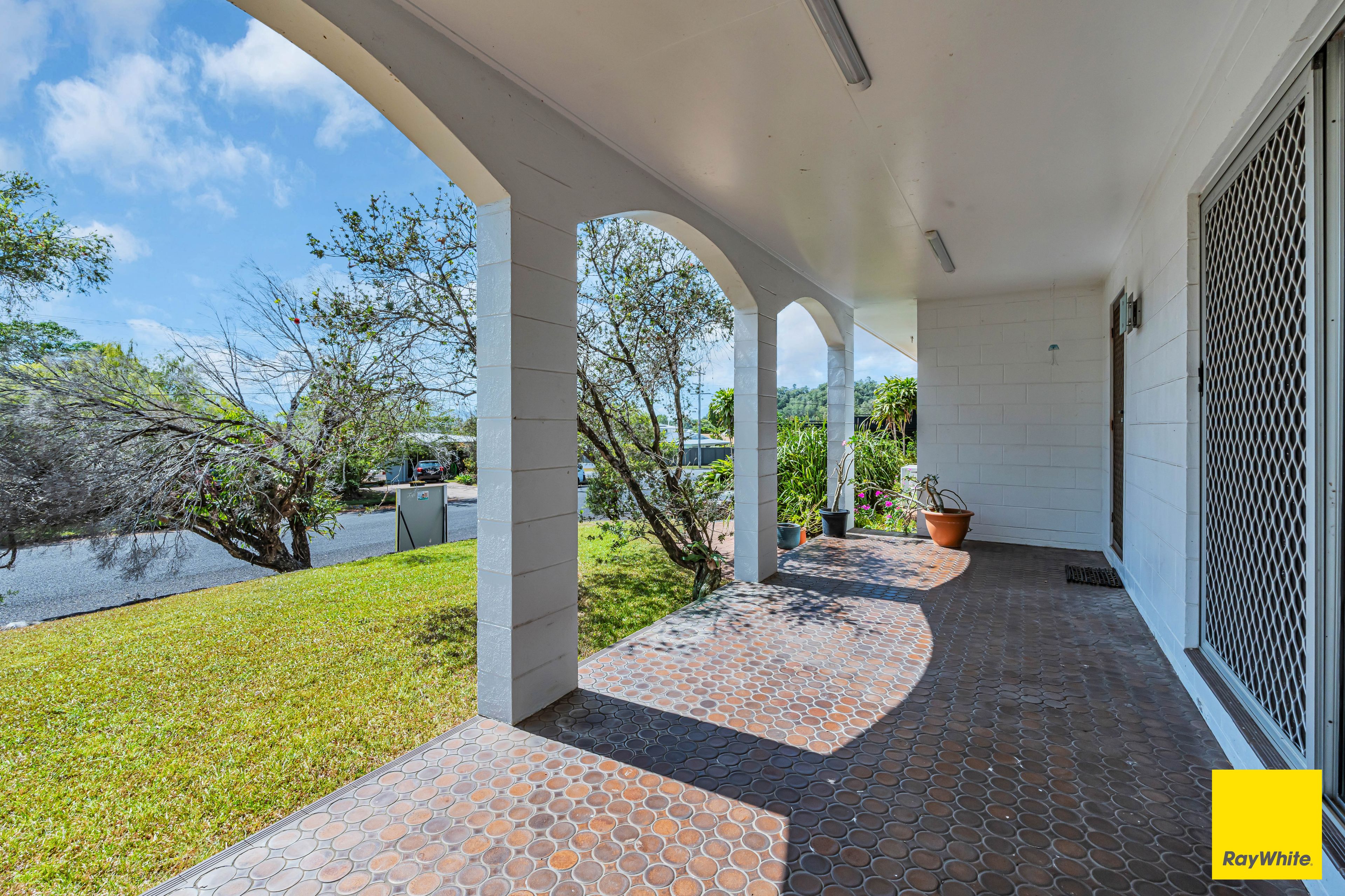 23 Ponticello Street, Whitfield, QLD 4870