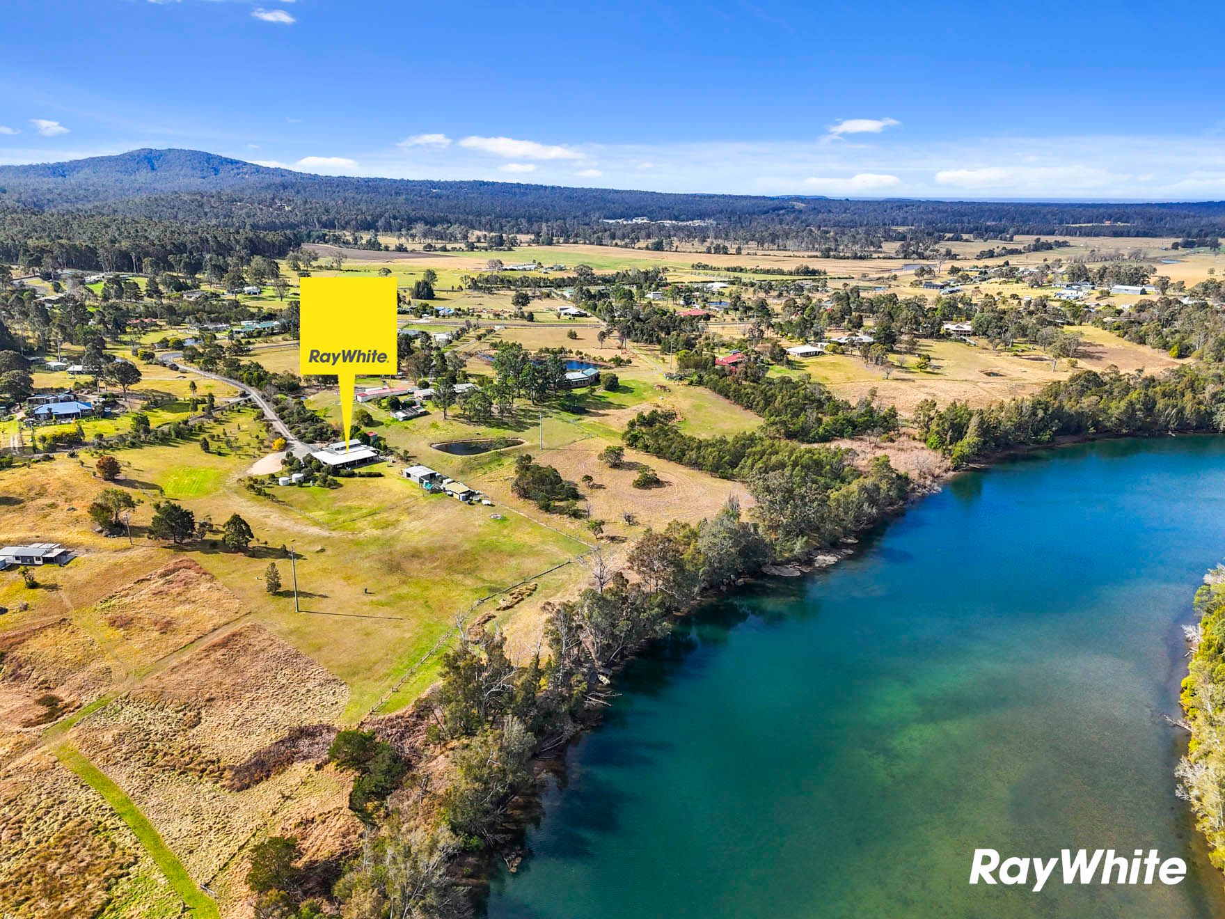 A Rare Moruya Riverfront Escape — photo 23 of 30