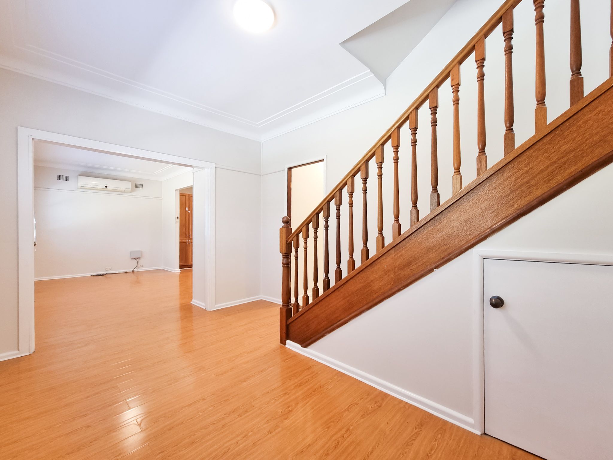 34 Lilian Street — photo 4 of 13
