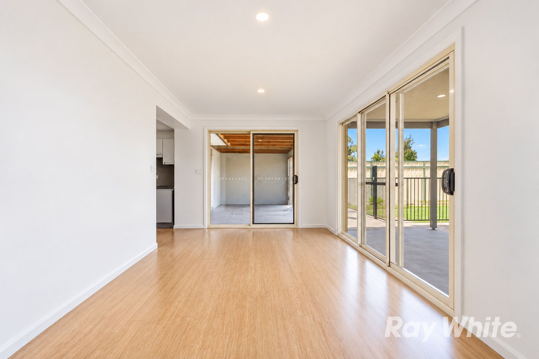 98 Weaver Street — photo 7 of 14