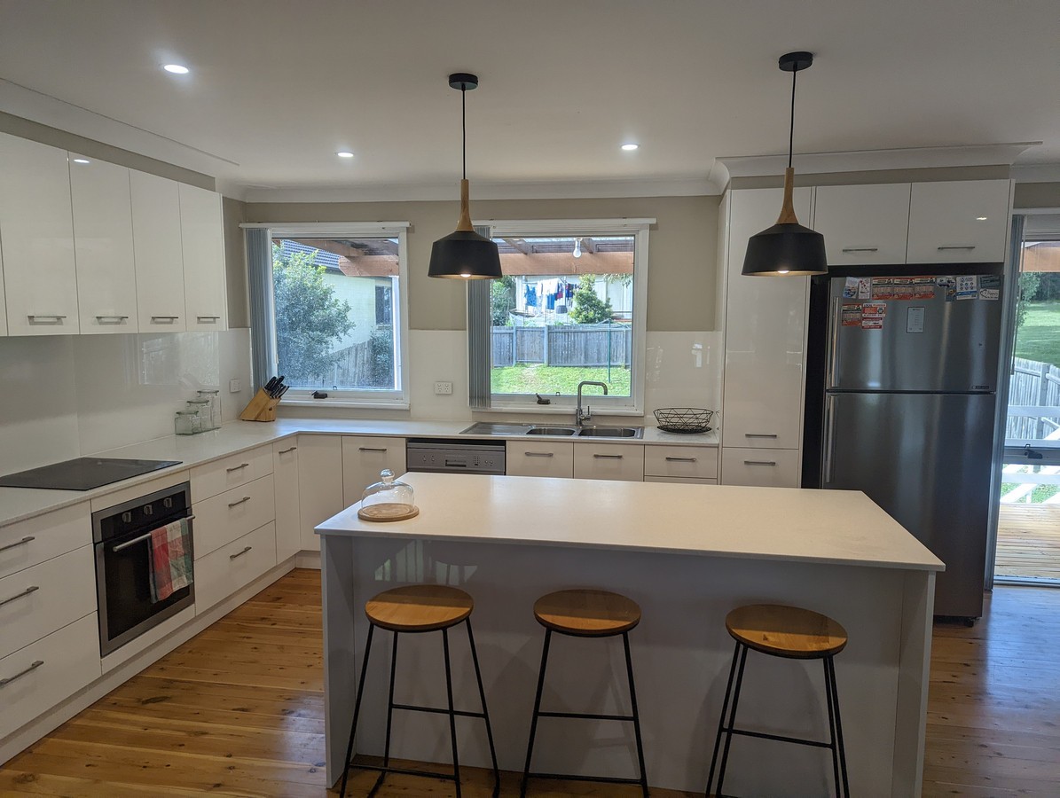 80 Lakin Street, Bateau Bay, NSW 2261