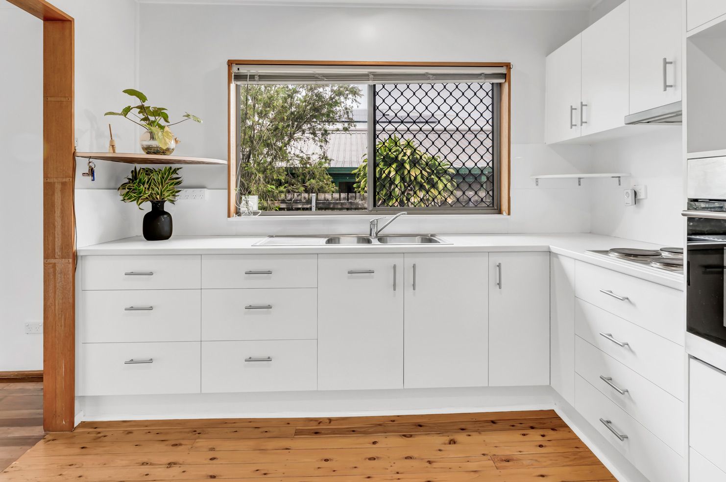 11 Bluegum Avenue, Hollywell, QLD 4216