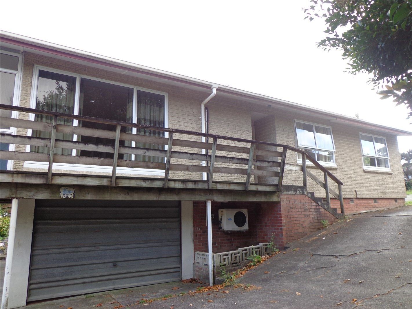 1/6 Angelo Avenue, Howick, Manukau City