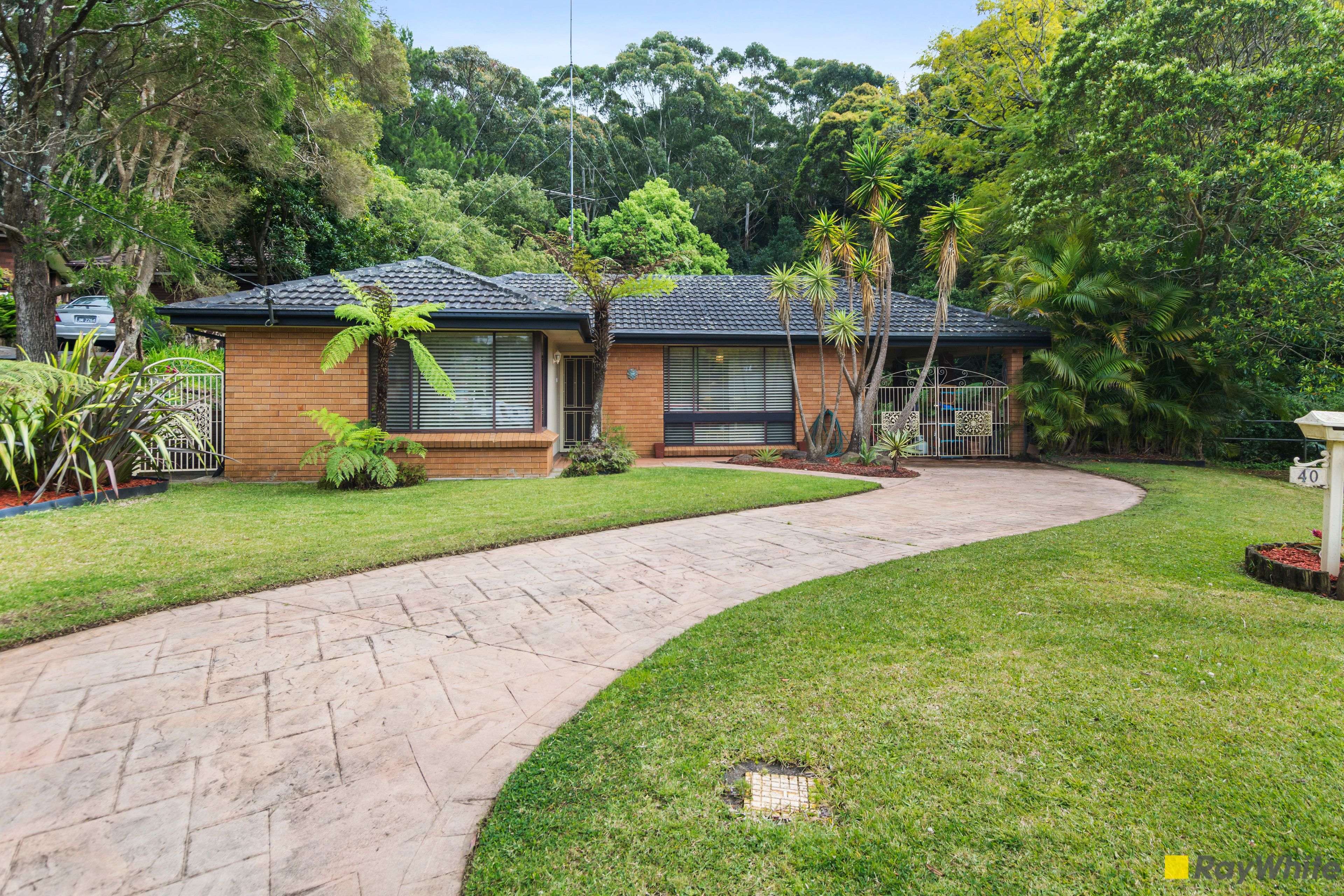 40 Corrie Road, Woonona NSW 2517