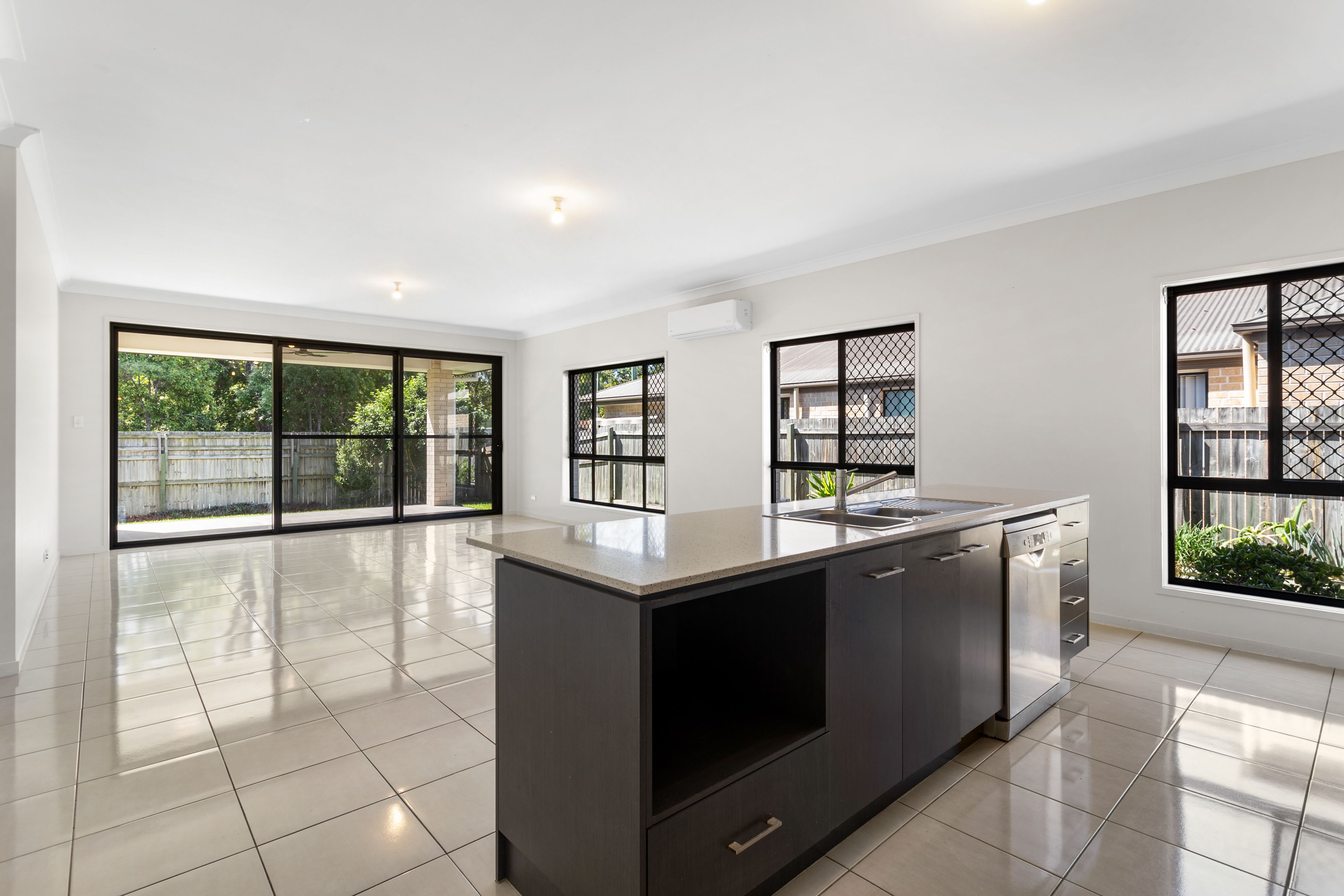 31 Admiralty Circuit, Lawnton, QLD 4501