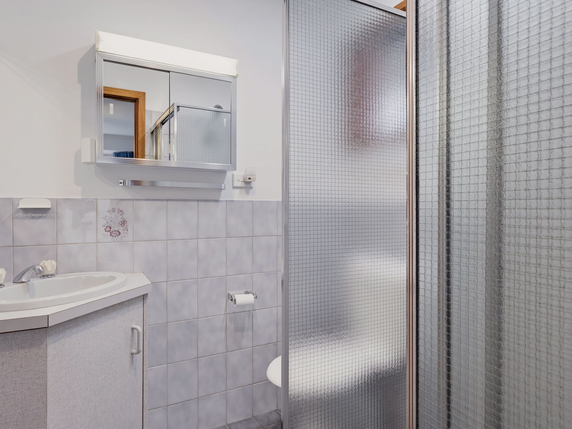 2 Frenshams Drive — photo 13 of 21