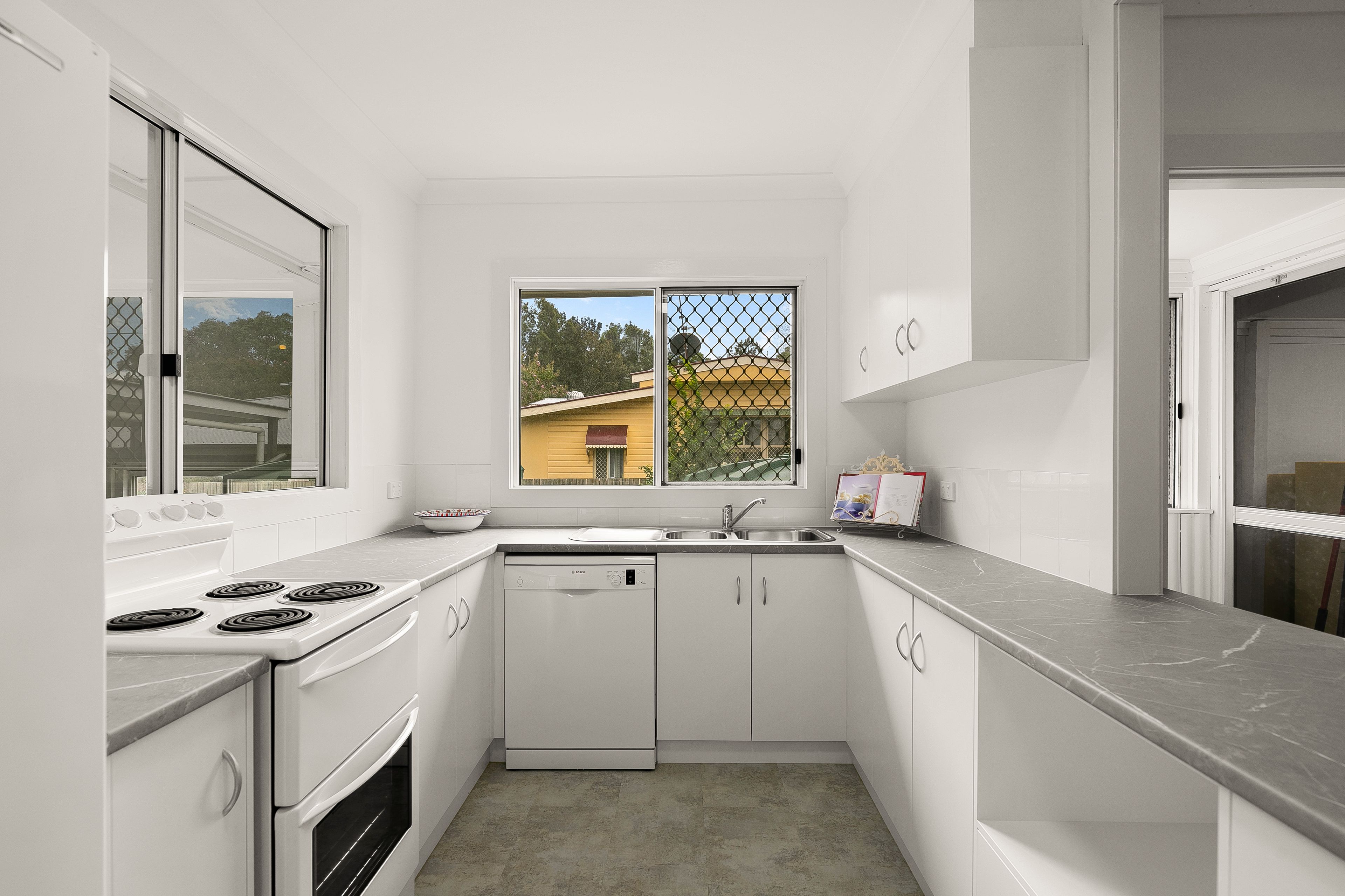9 Clarissa Street, Newtown, QLD 4350