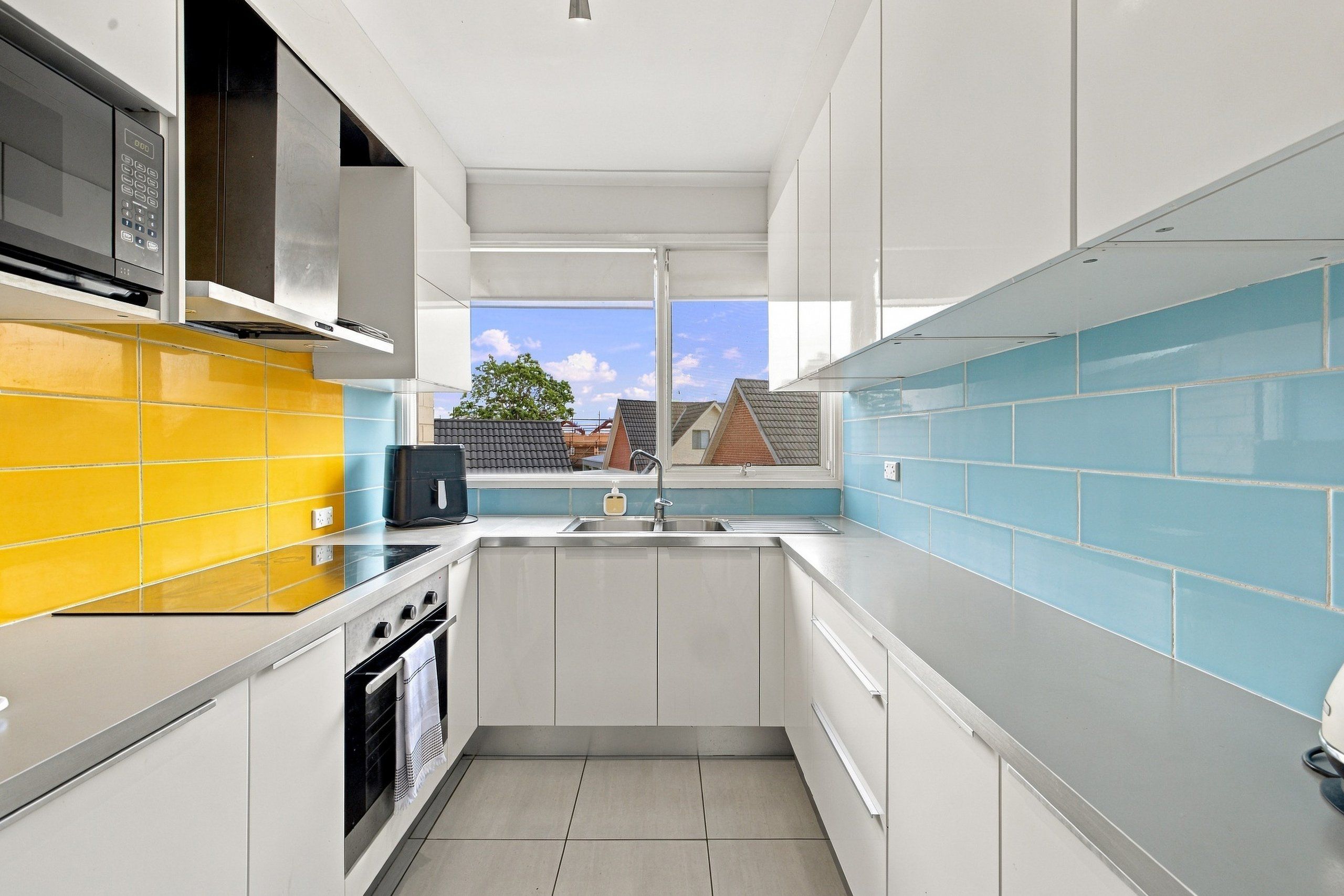 13/323 Stacey Street — photo 5 of 18