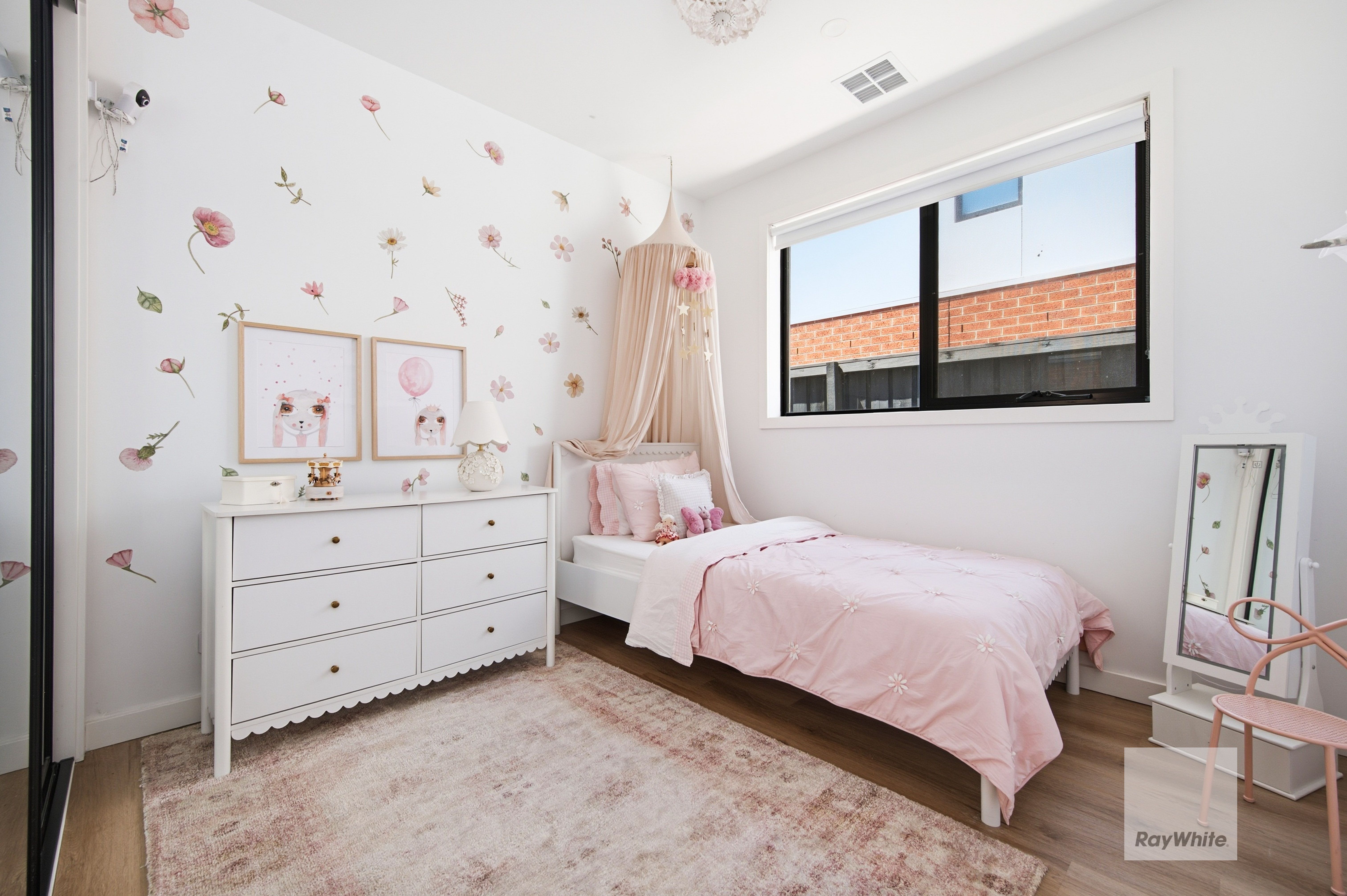6 Rysa Road — photo 14 of 23