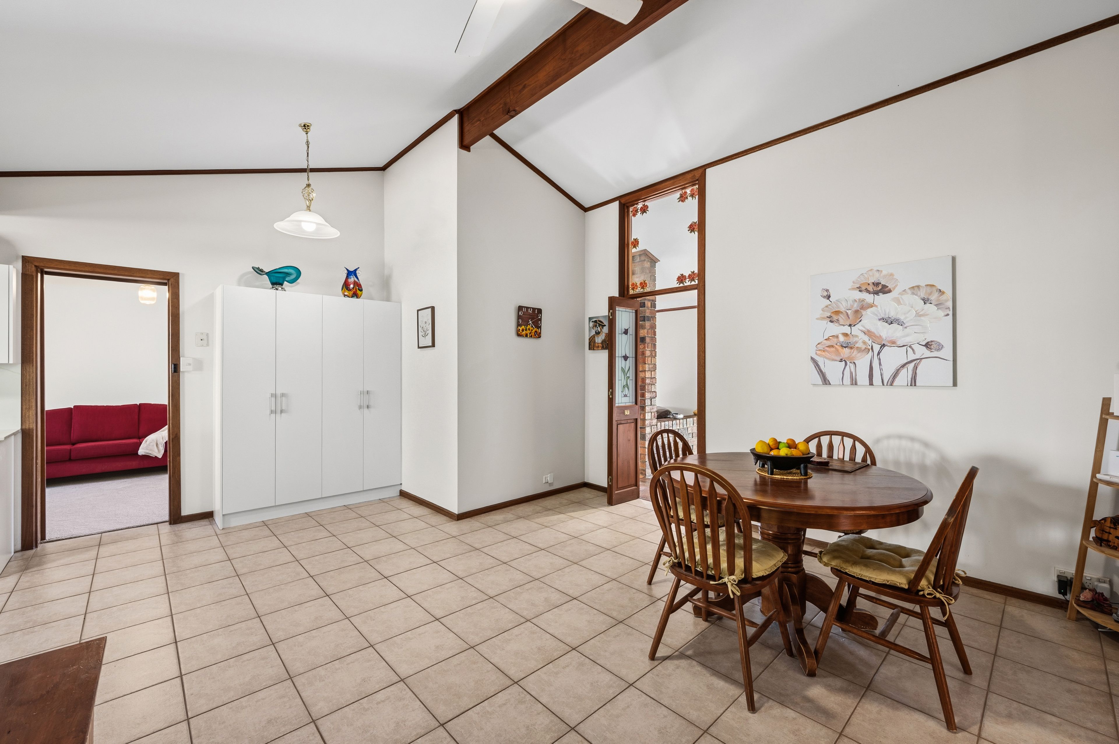 4 Redbank Close — photo 11 of 30