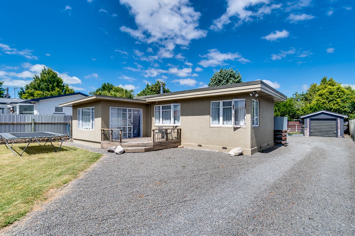 704 Riverslea Road South, Akina, Hastings District