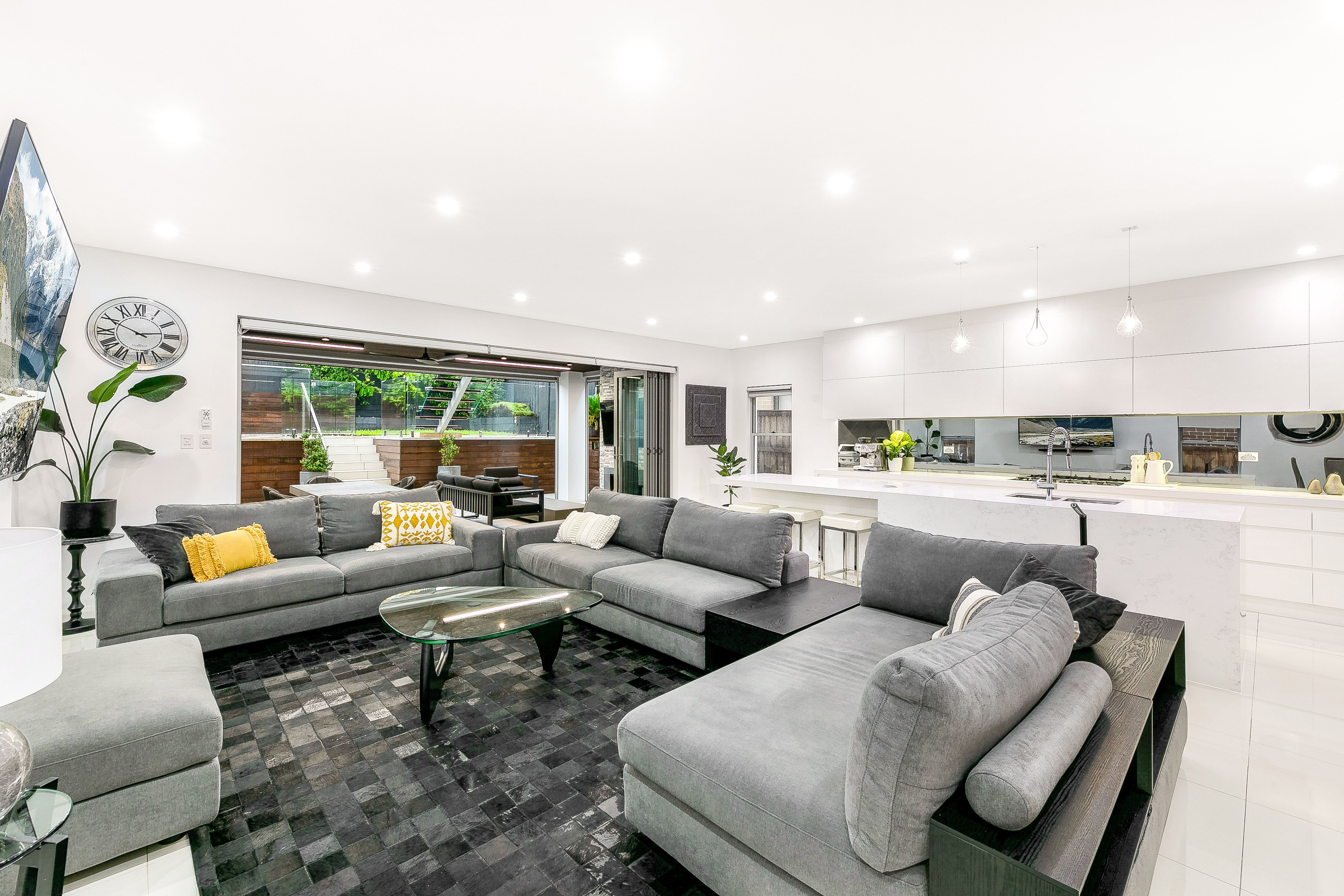 28 Jones Avenue, Potts Hill, NSW 2143