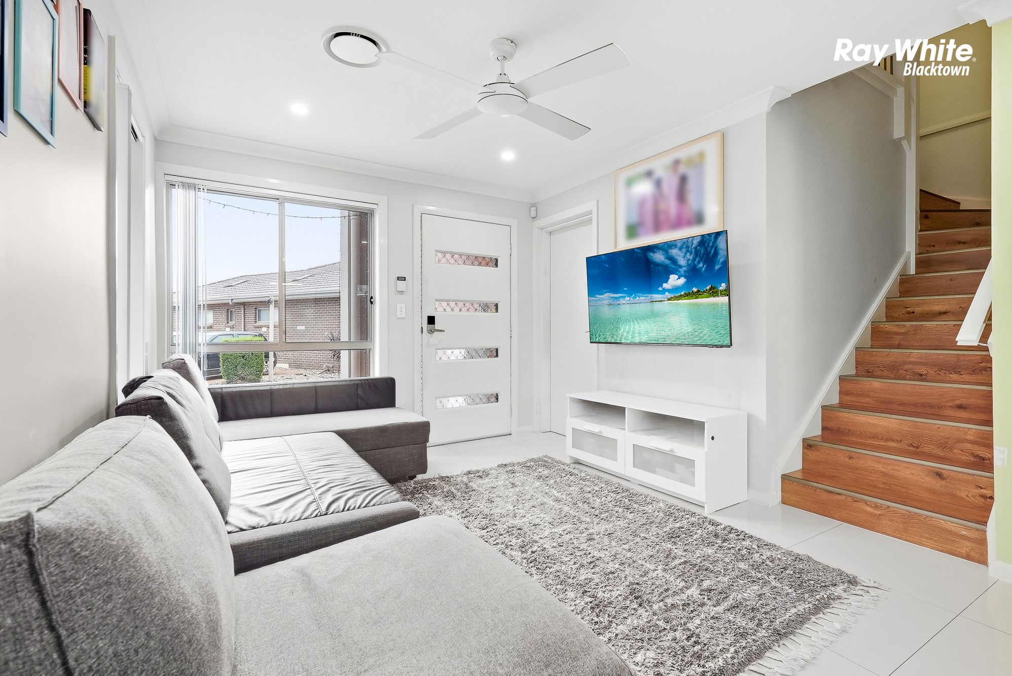 4/42 Highpoint Drive — photo 9 of 28