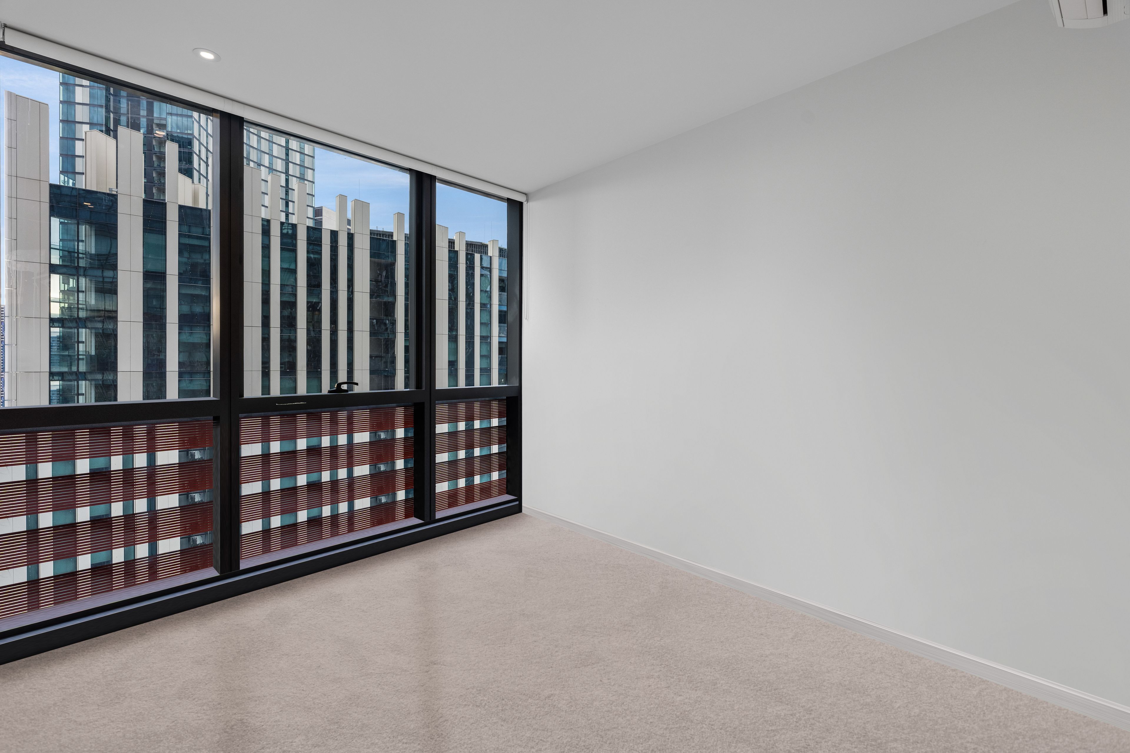 1311N/889 Collins Street — photo 7 of 21