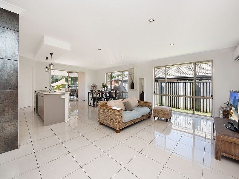 41 Liekefett Way, Little Mountain, QLD 4551