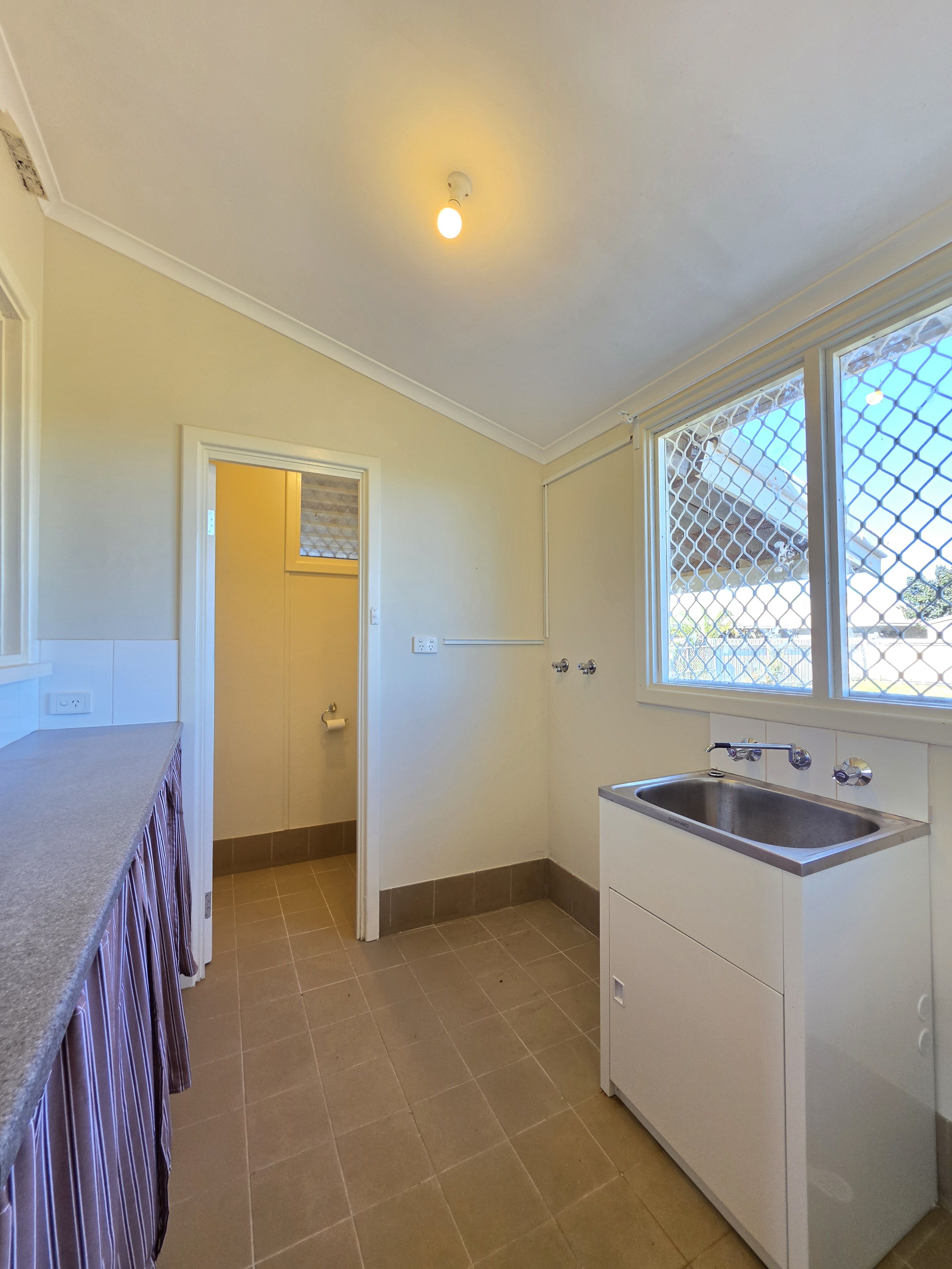 3 Stroud Street — photo 8 of 12