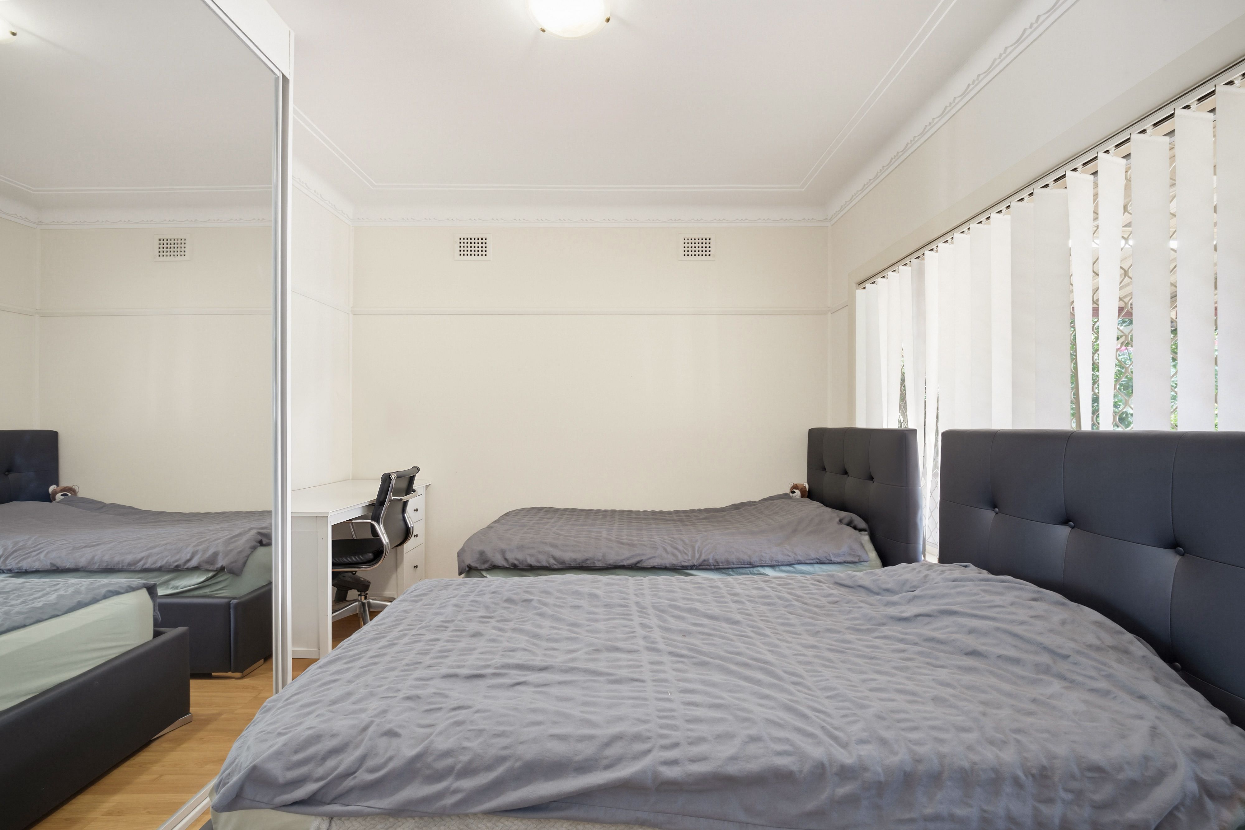70 Virgil Avenue — photo 7 of 11