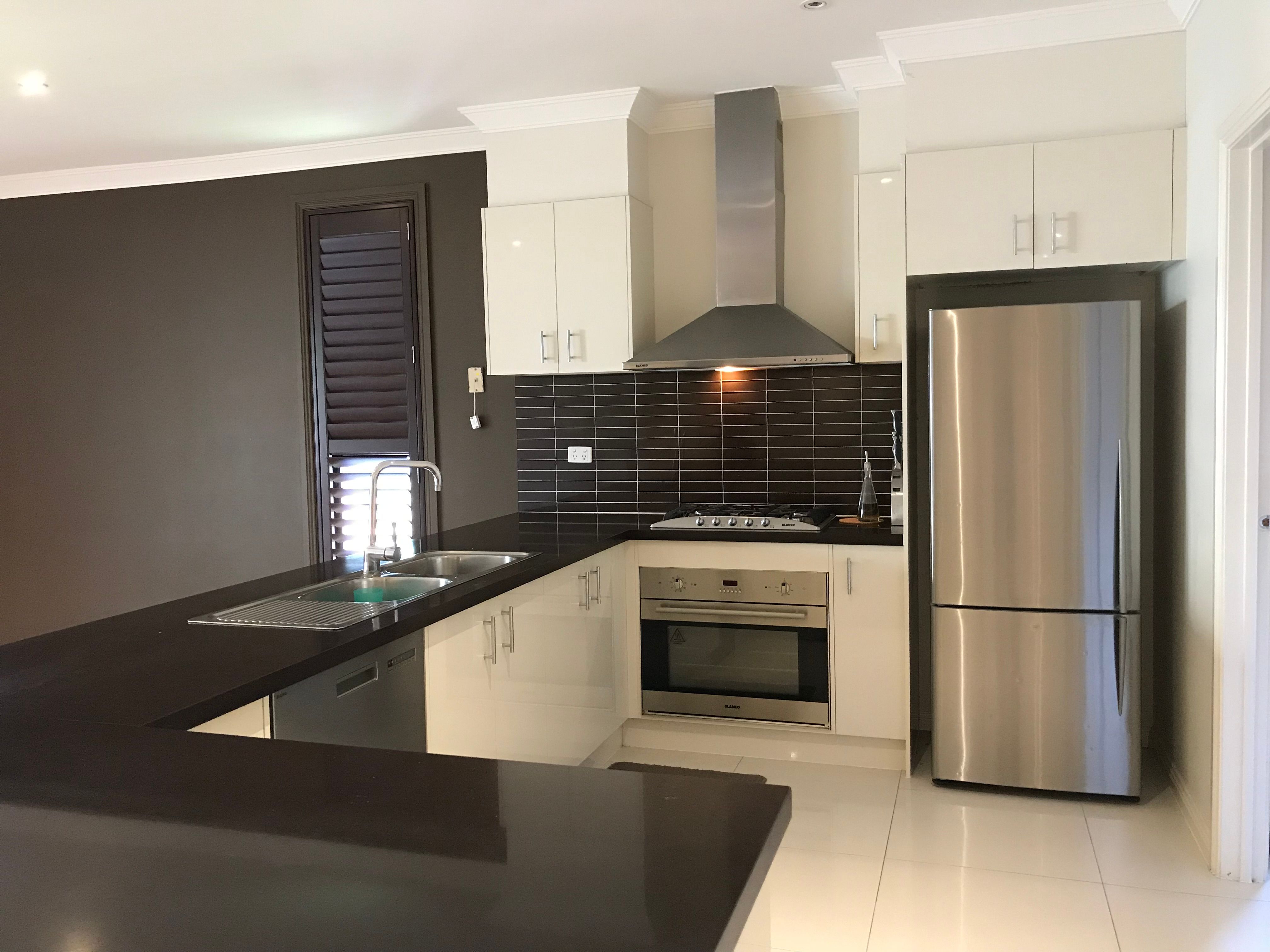 18 Perri-Raso Rise, Rowville, VIC 3178
