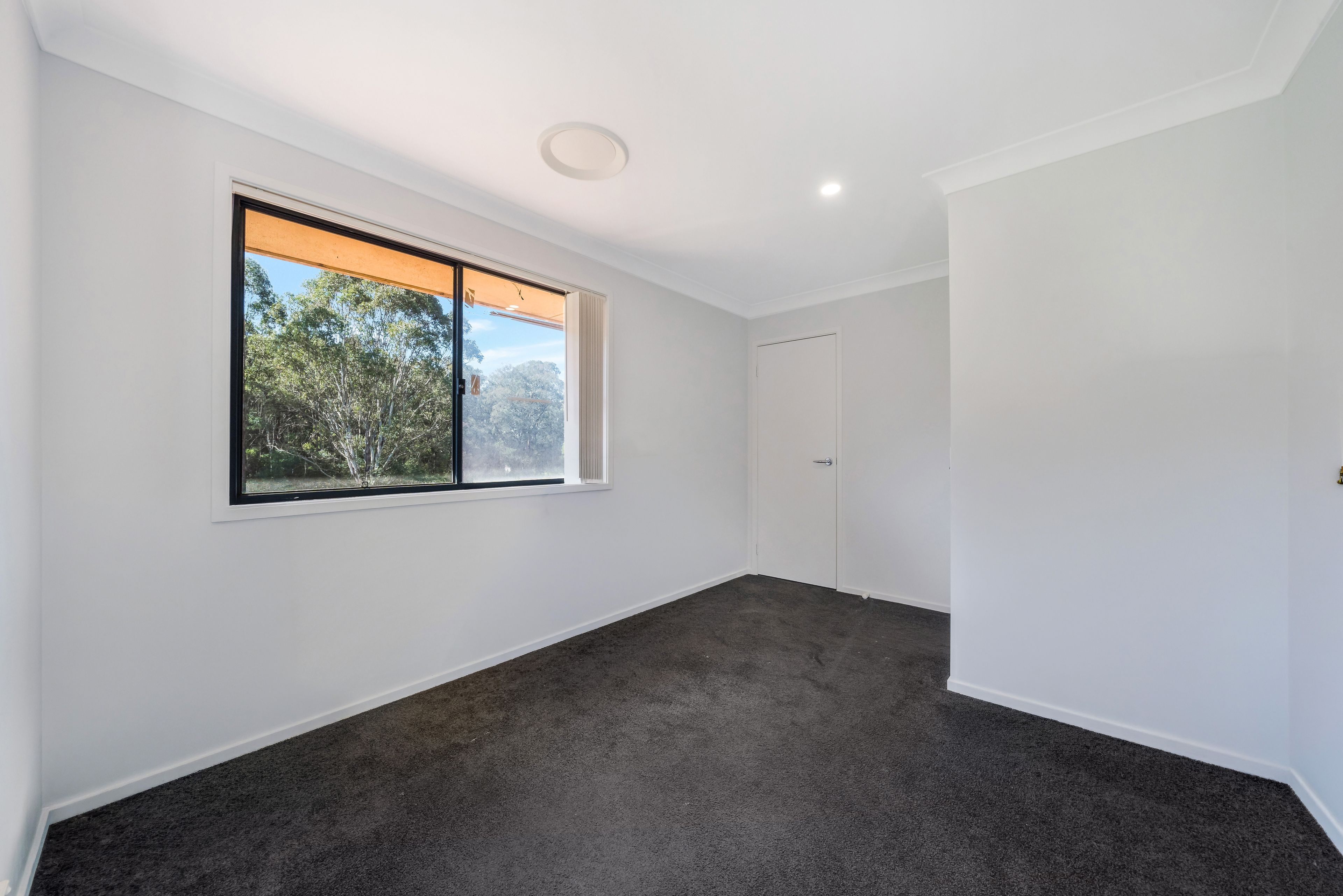 46 Coffs Harbour Avenue — photo 13 of 20