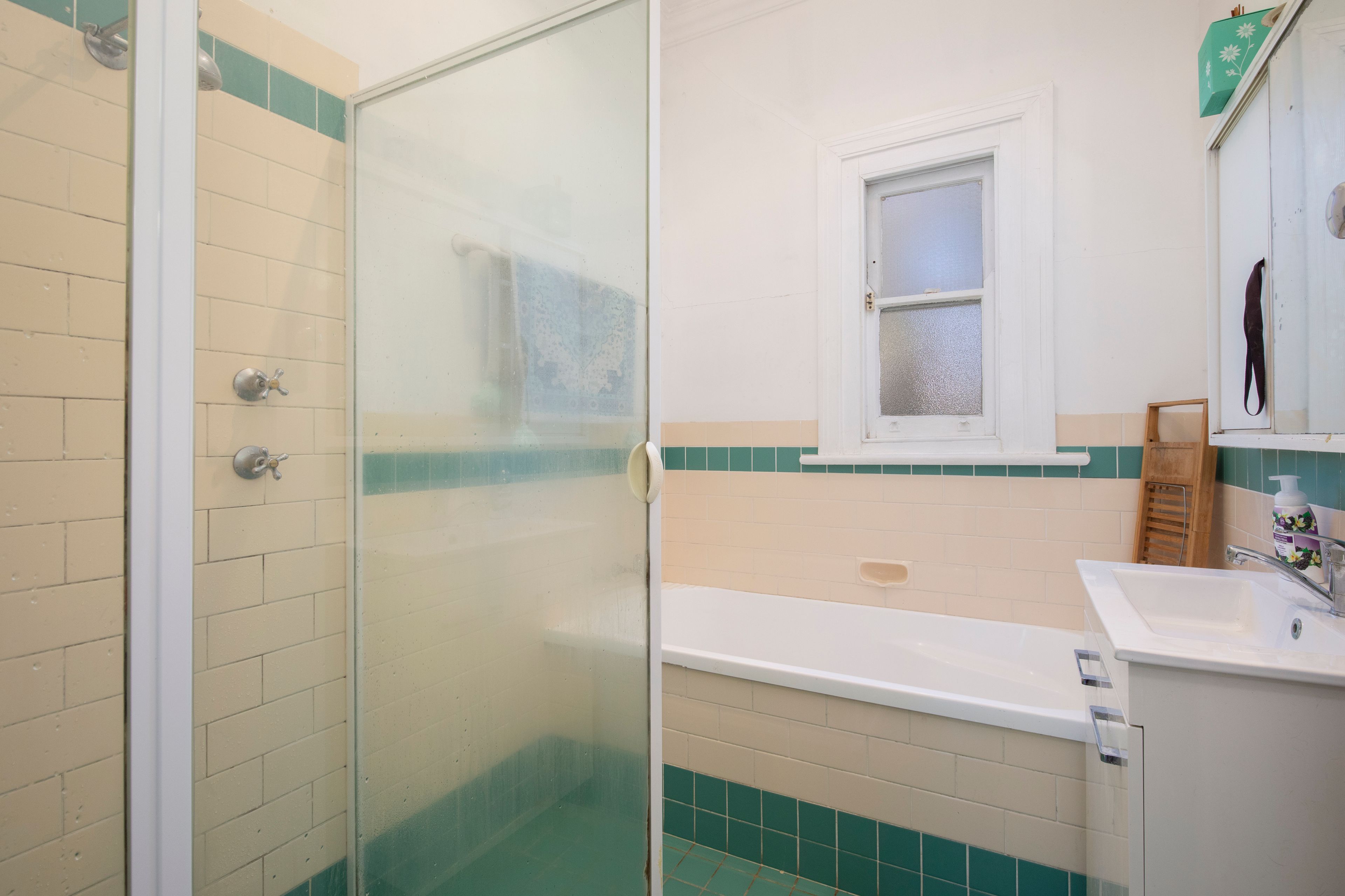 36 Groongal Street — photo 11 of 15